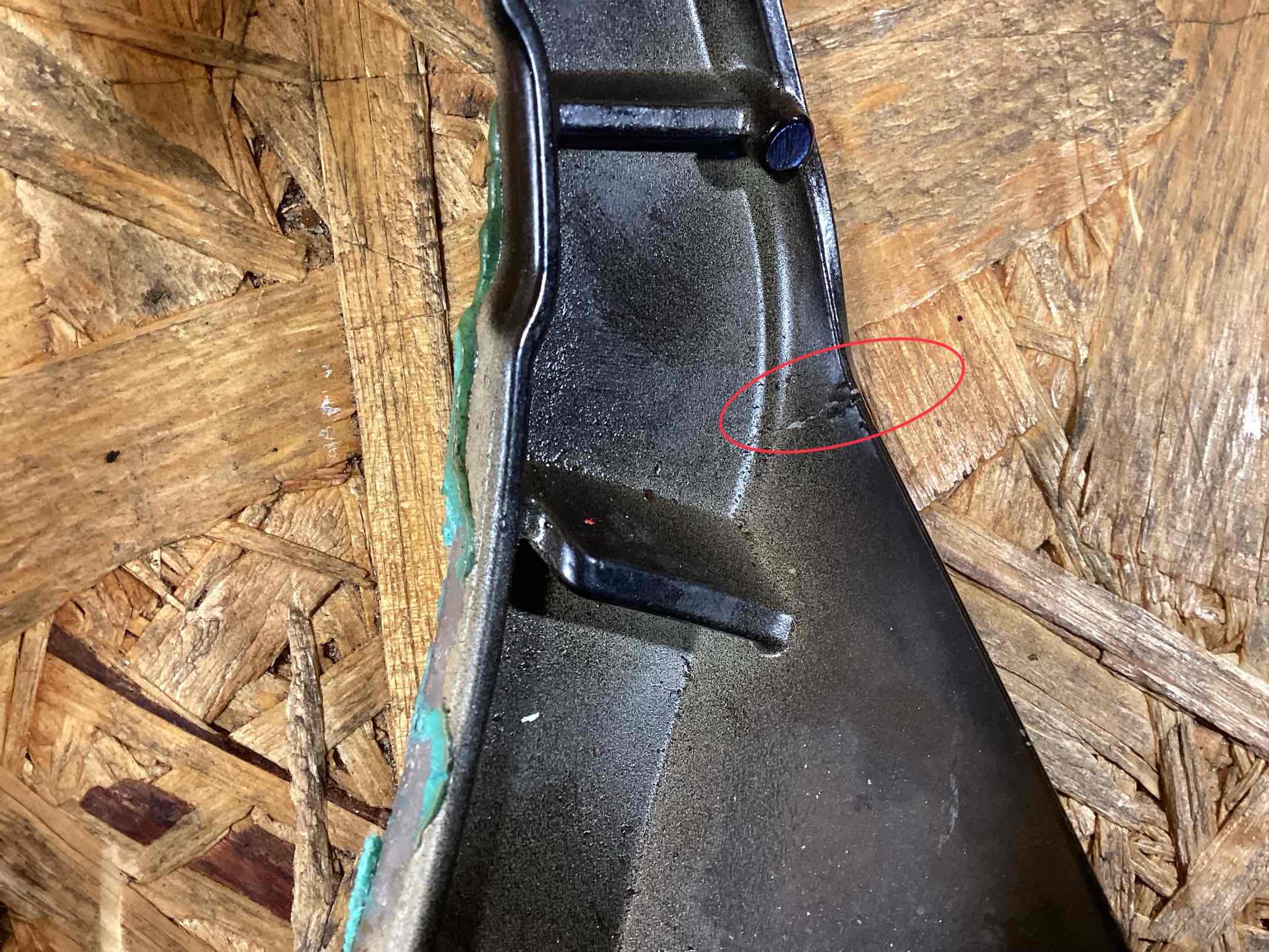 Крепление крыла Bentley Bentayga 060326-117