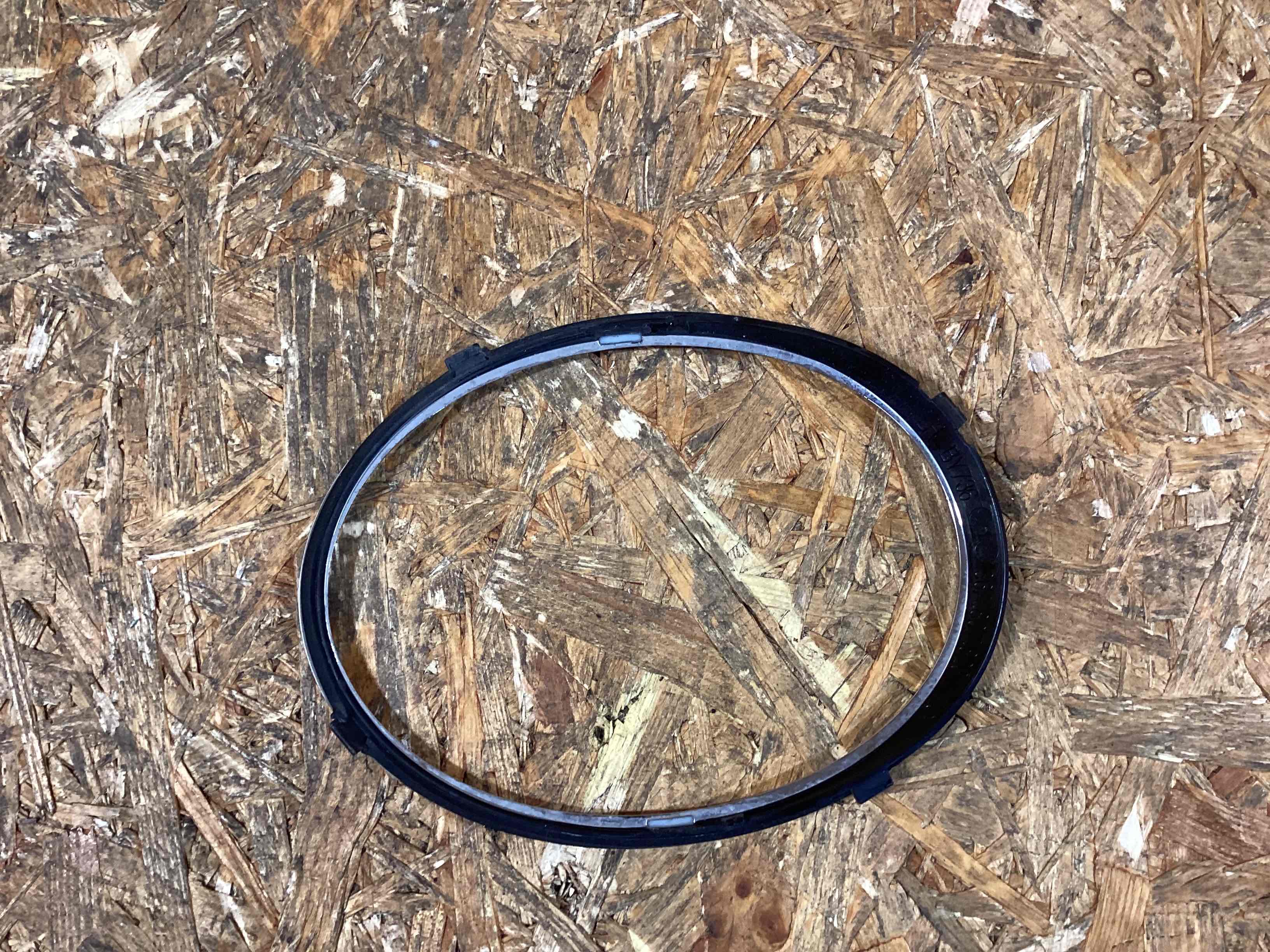 Молдинг крыла, решетки и жабры крыла Bentley Bentayga 060326-119