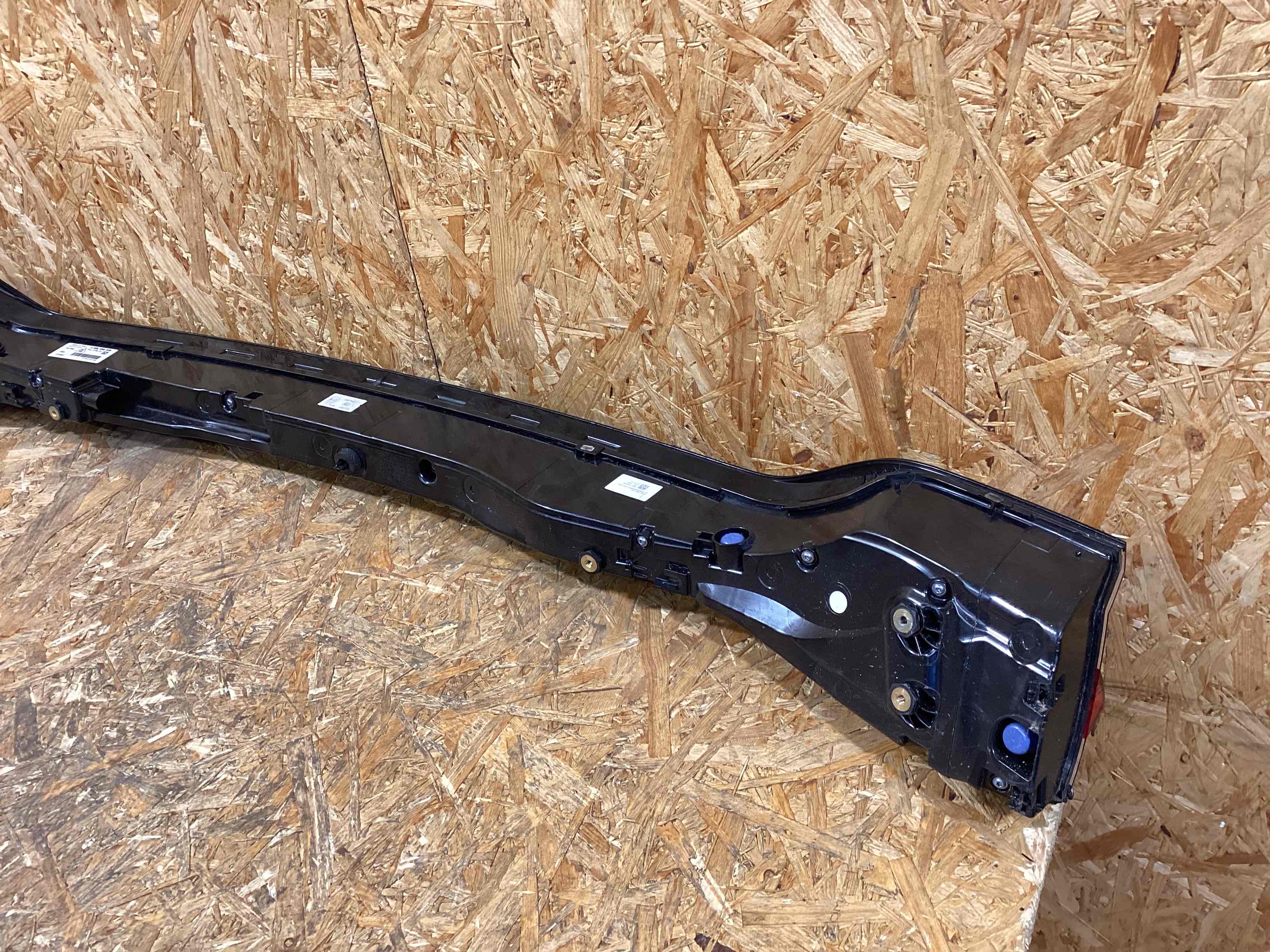 Фонарь стоп-сигнал Porsche Macan 060326-121