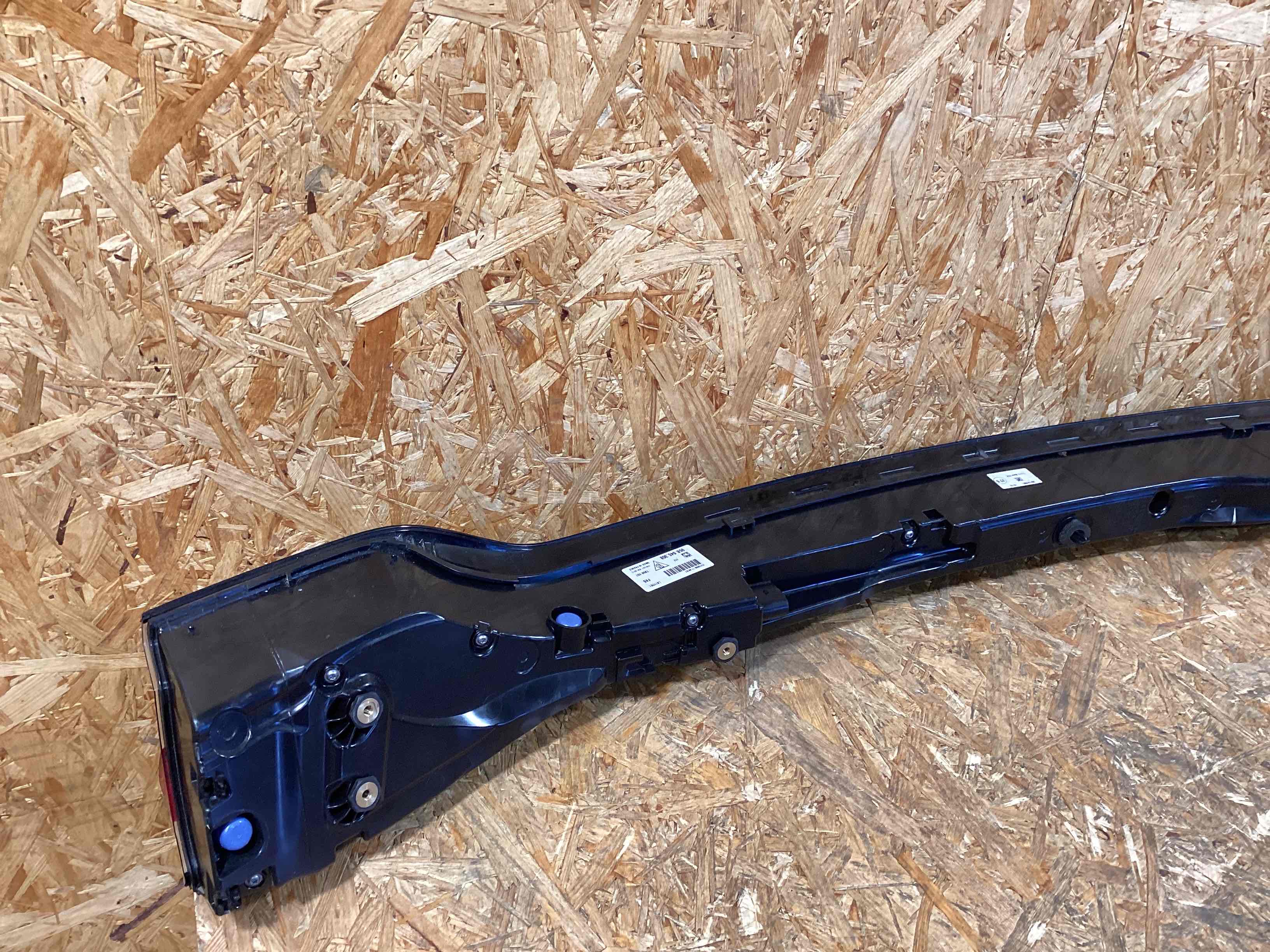 Фонарь стоп-сигнал Porsche Macan 060326-122