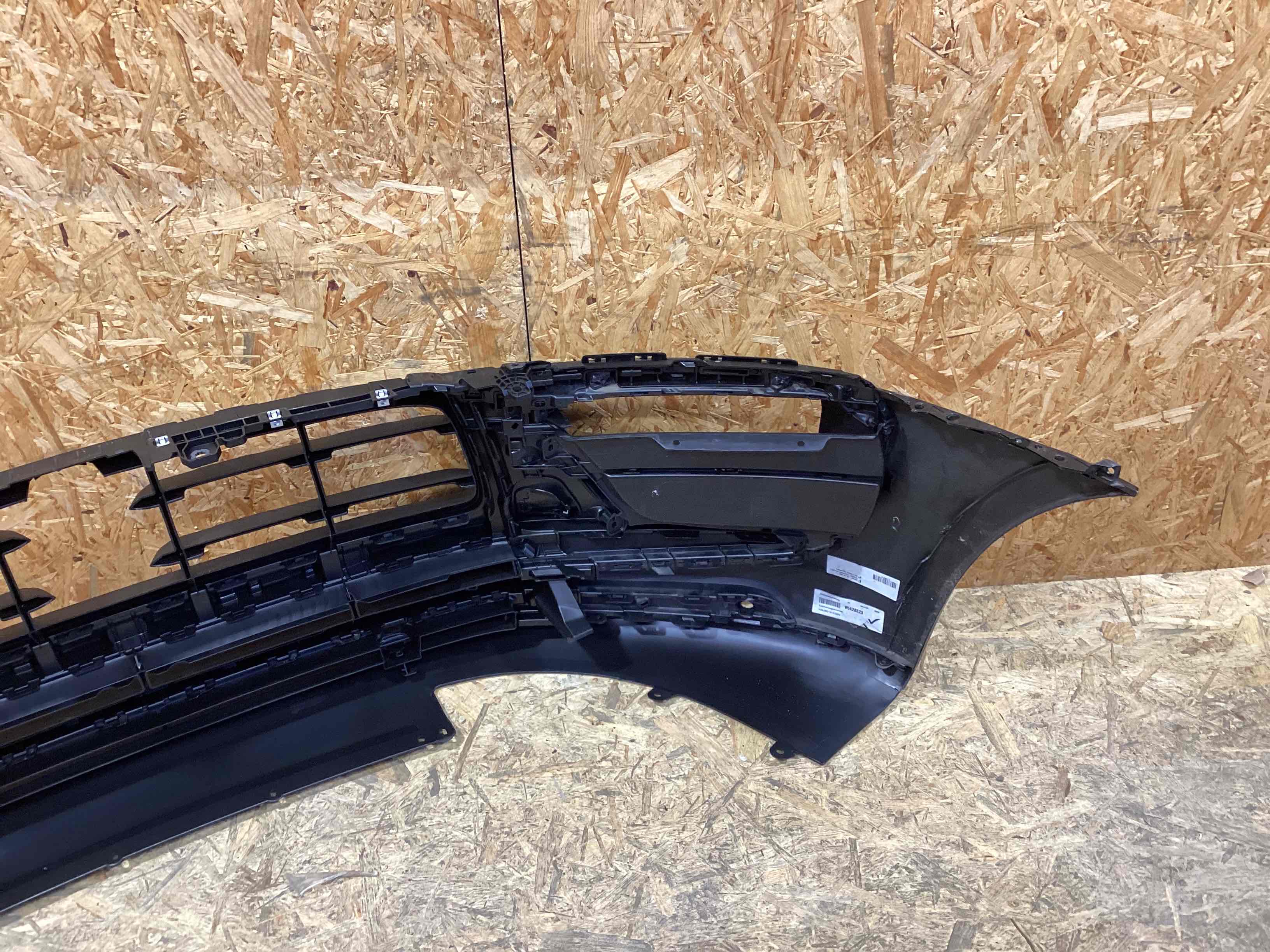 Бампер передний Porsche Macan 060326-123