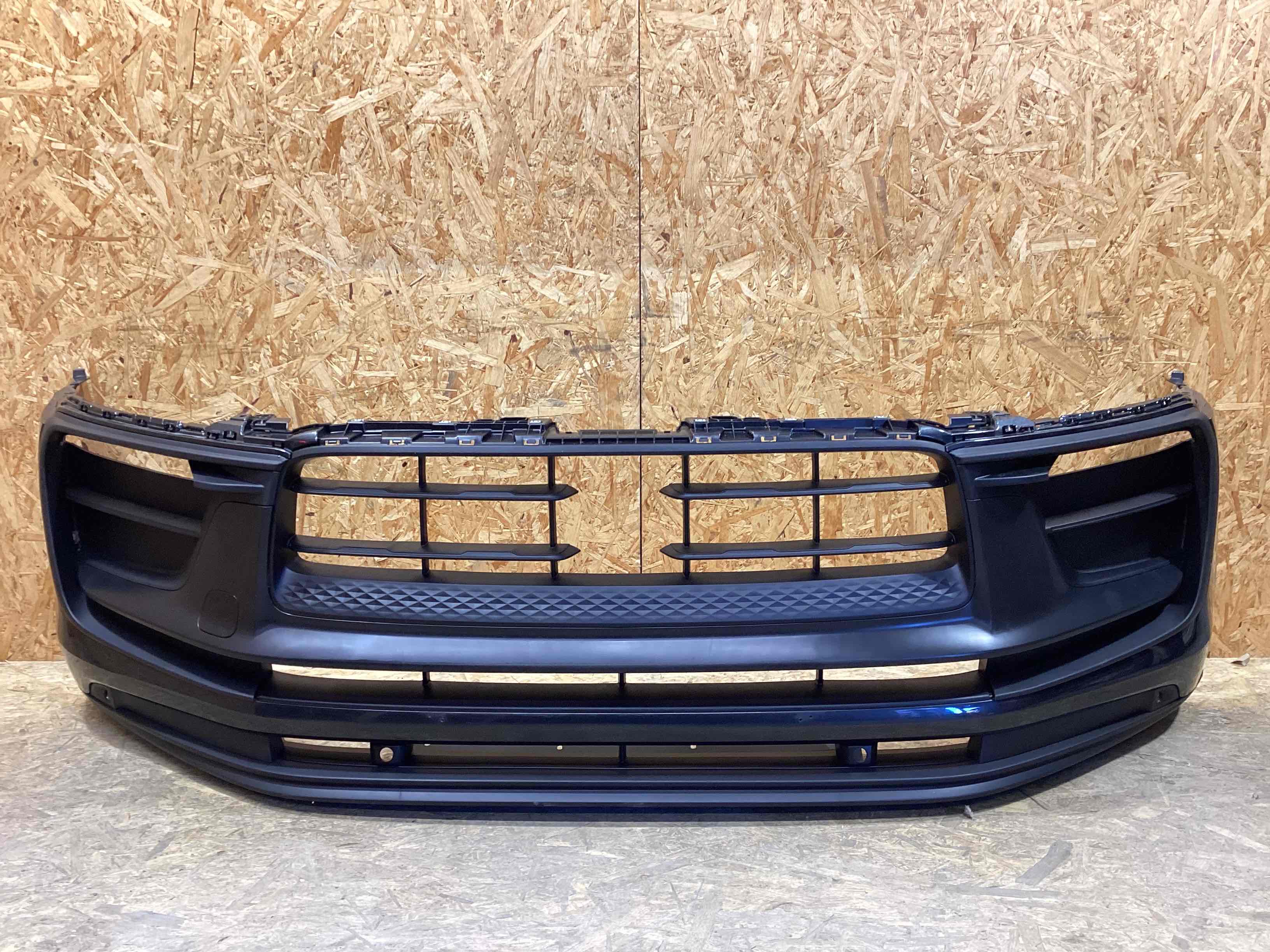 Бампер передний Porsche Macan 060326-123