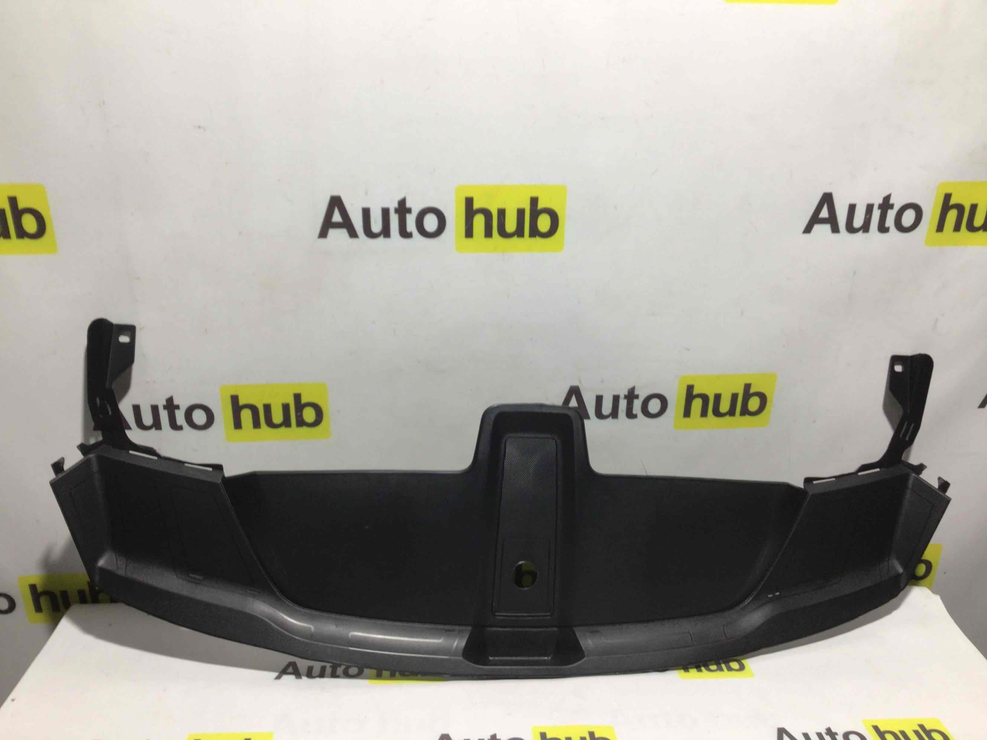 Пластик моторного отсека Porsche Cayenne 060426-004