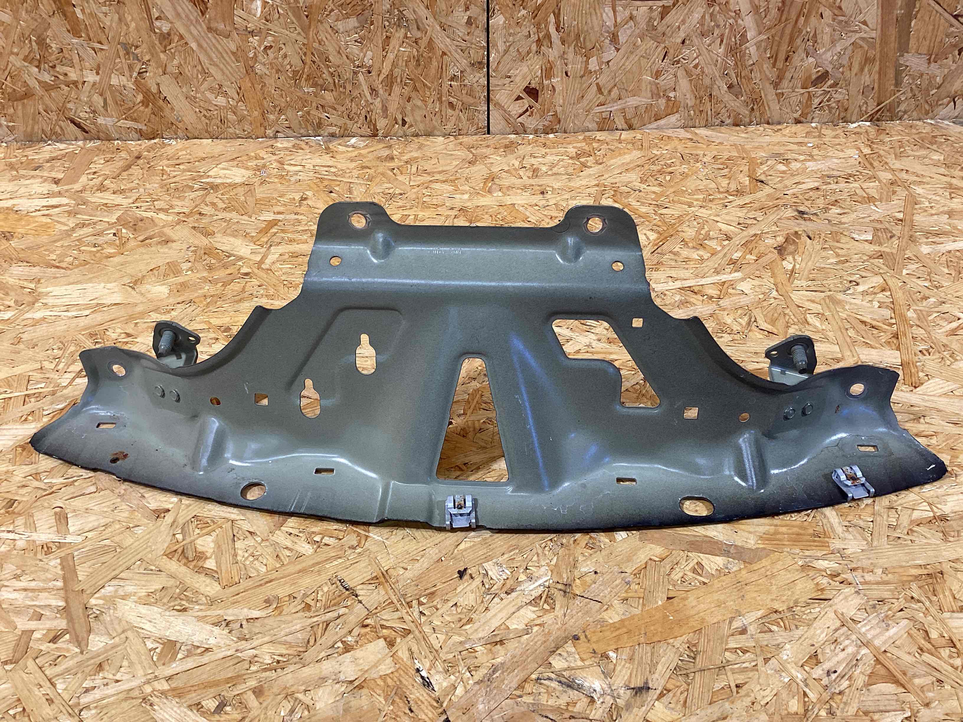 Крепление, кронштейн Porsche 911 060525-132