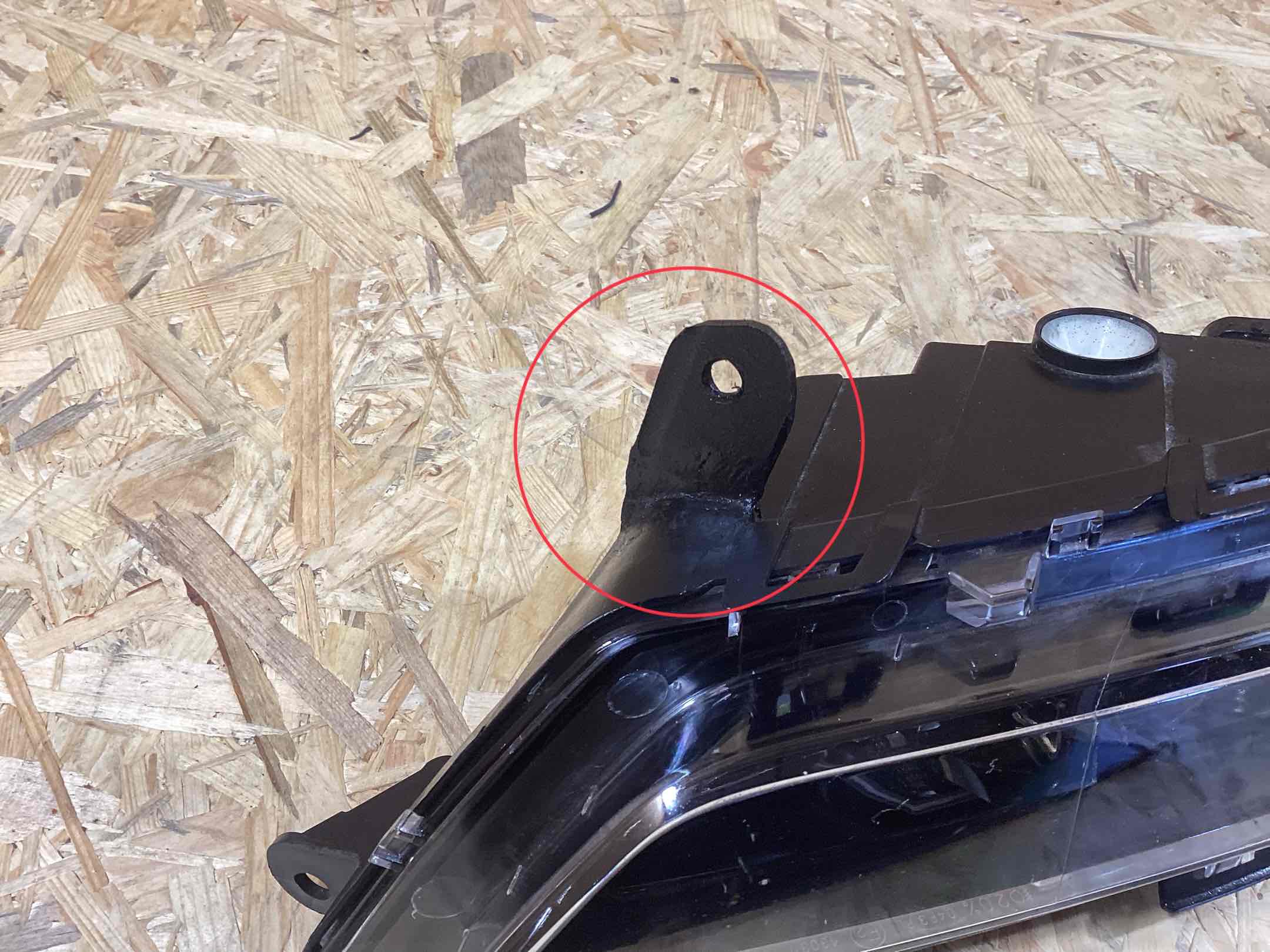Фара противотуманная Porsche Macan 060526-125