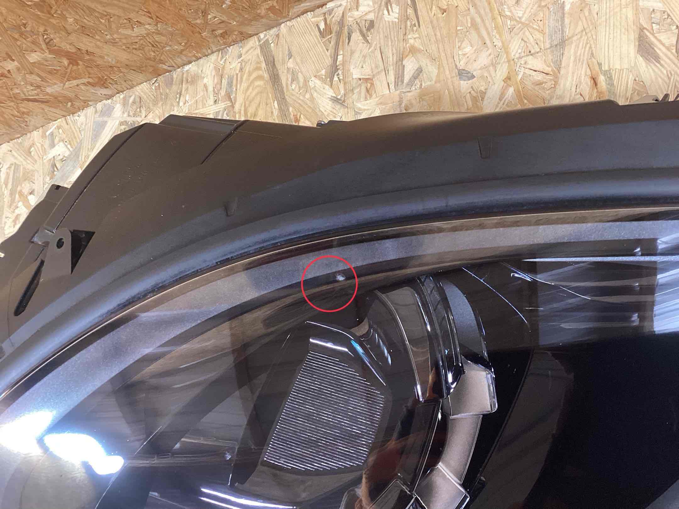 Фара правая Porsche Macan 060526-126