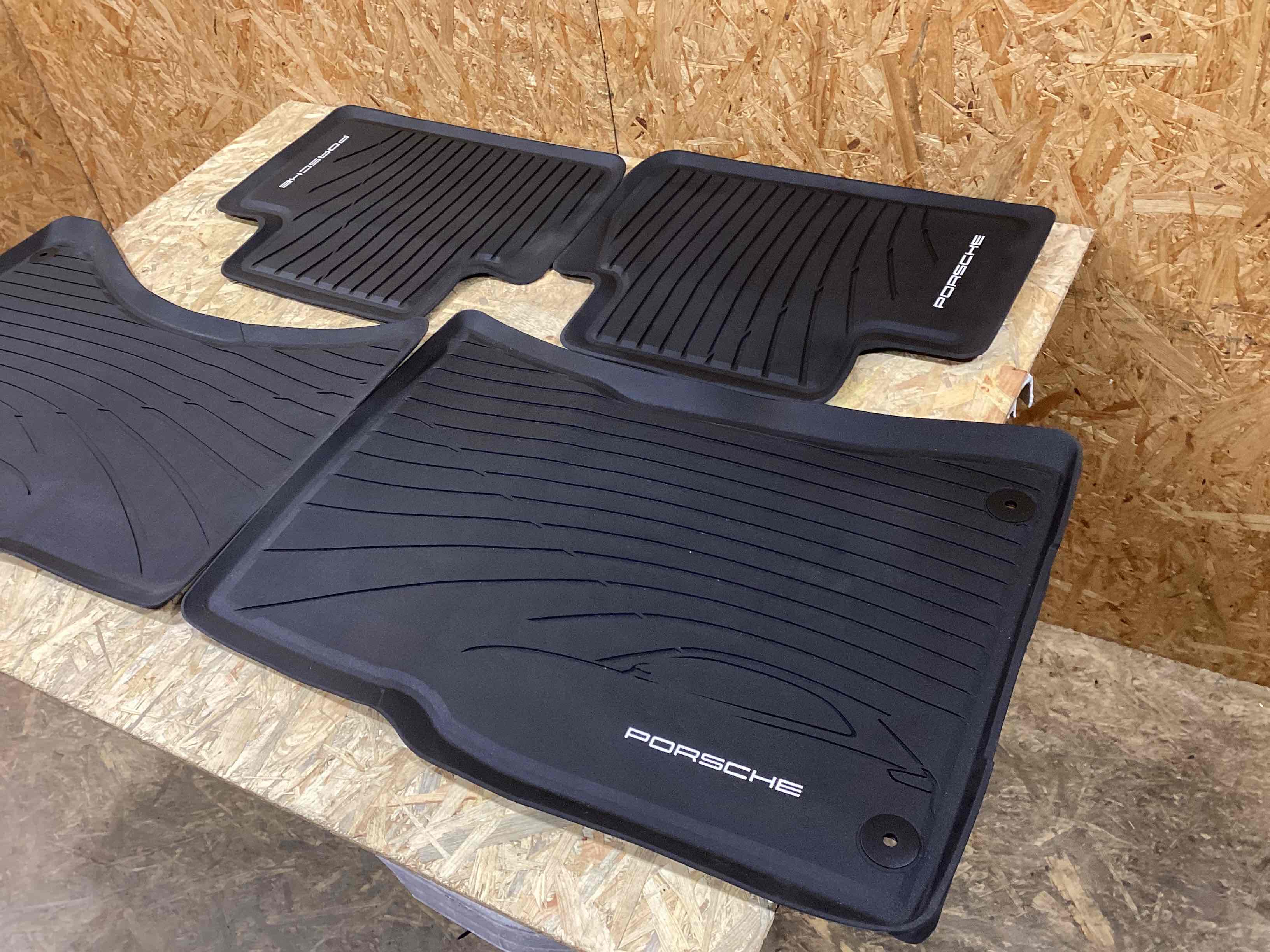 Коврики и пол салона, комплекты Porsche Macan 060726-109