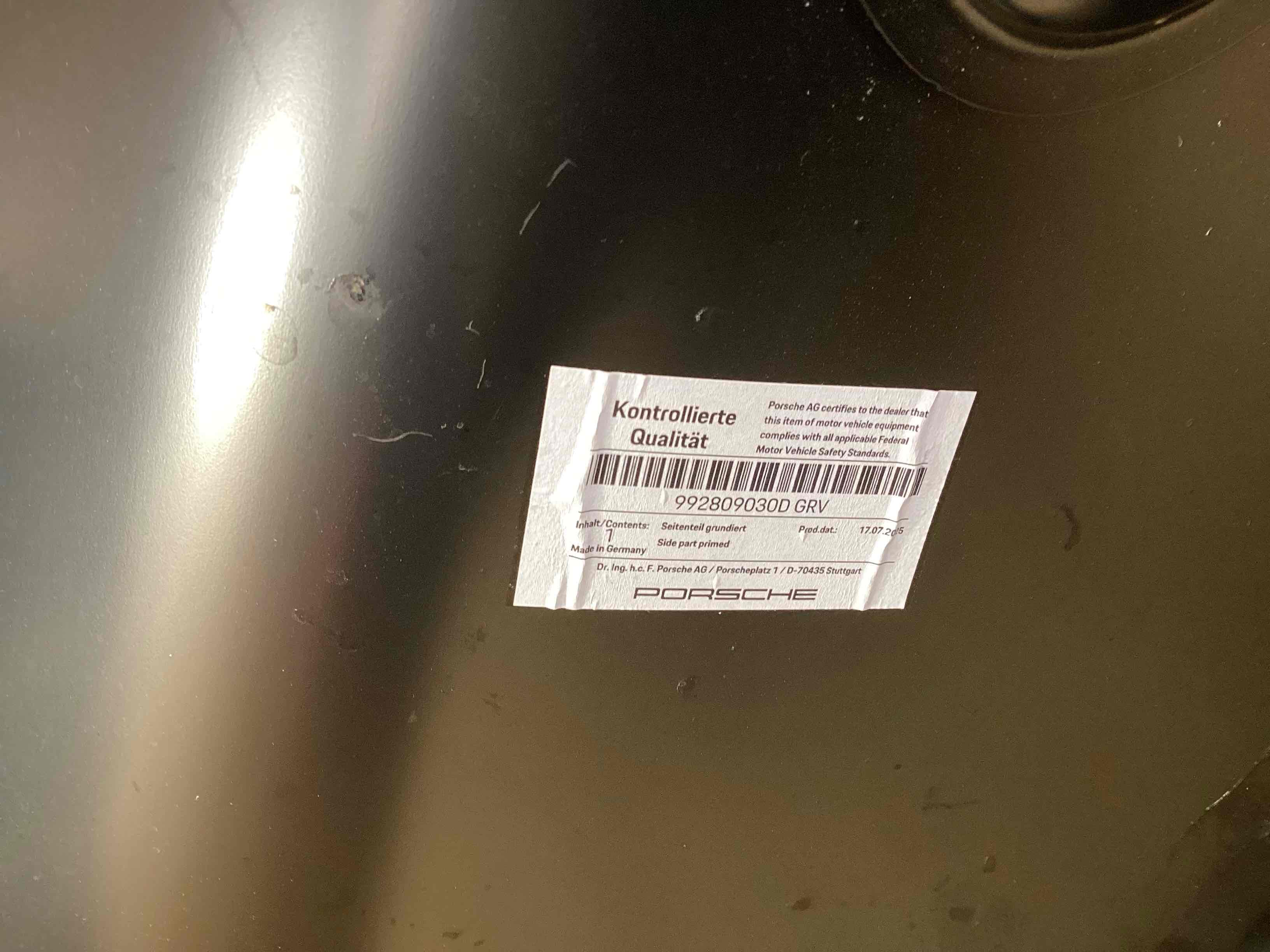 Крыло заднее правое Porsche 911 GT3 060826-105