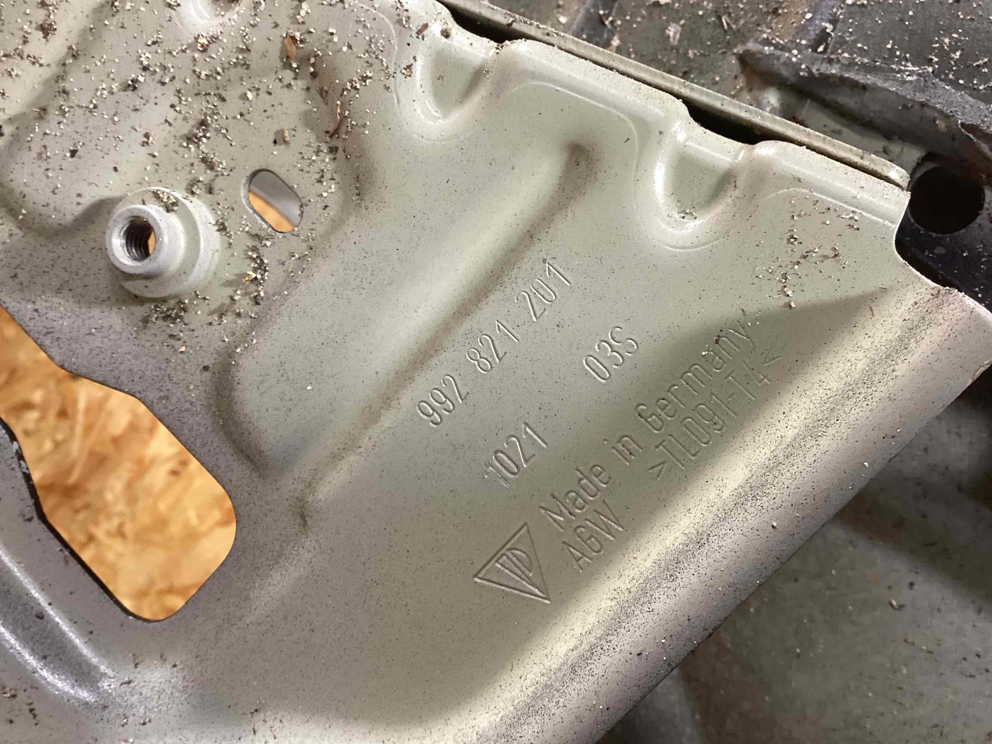 Крыло переднее левое Porsche 911 060826-126
