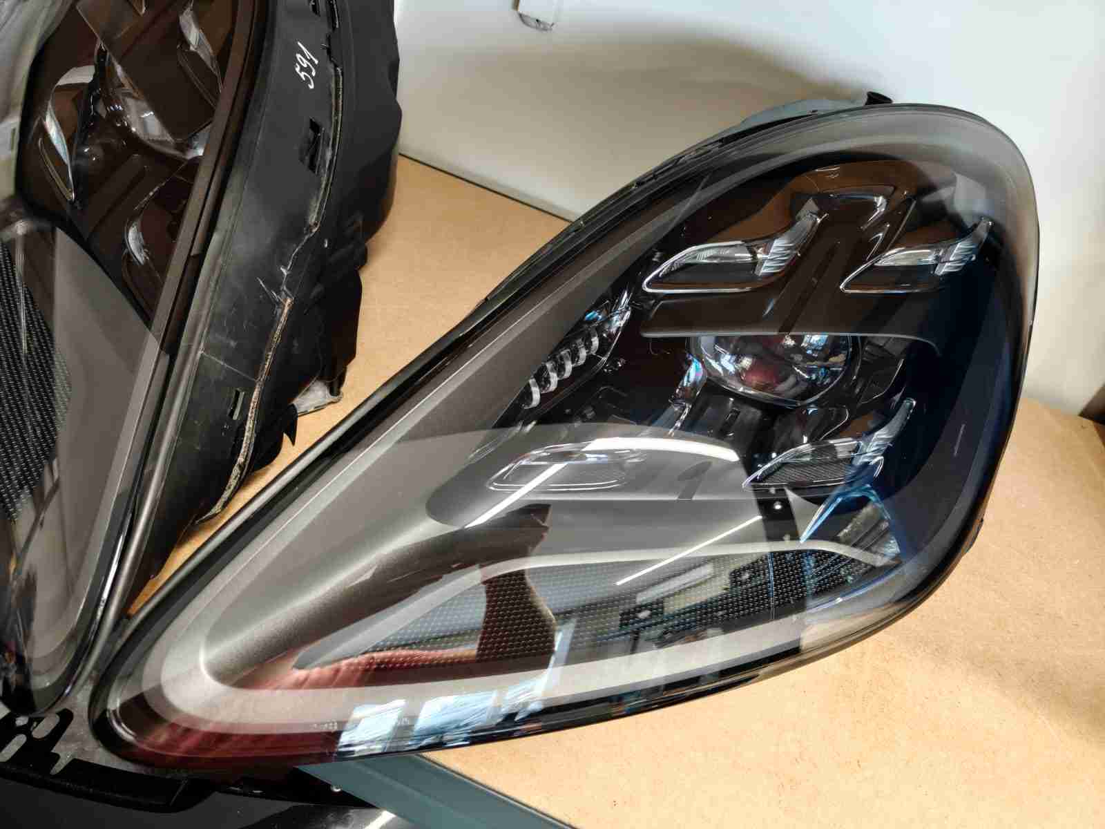 Фара ліва Porsche Cayenne 060926-203