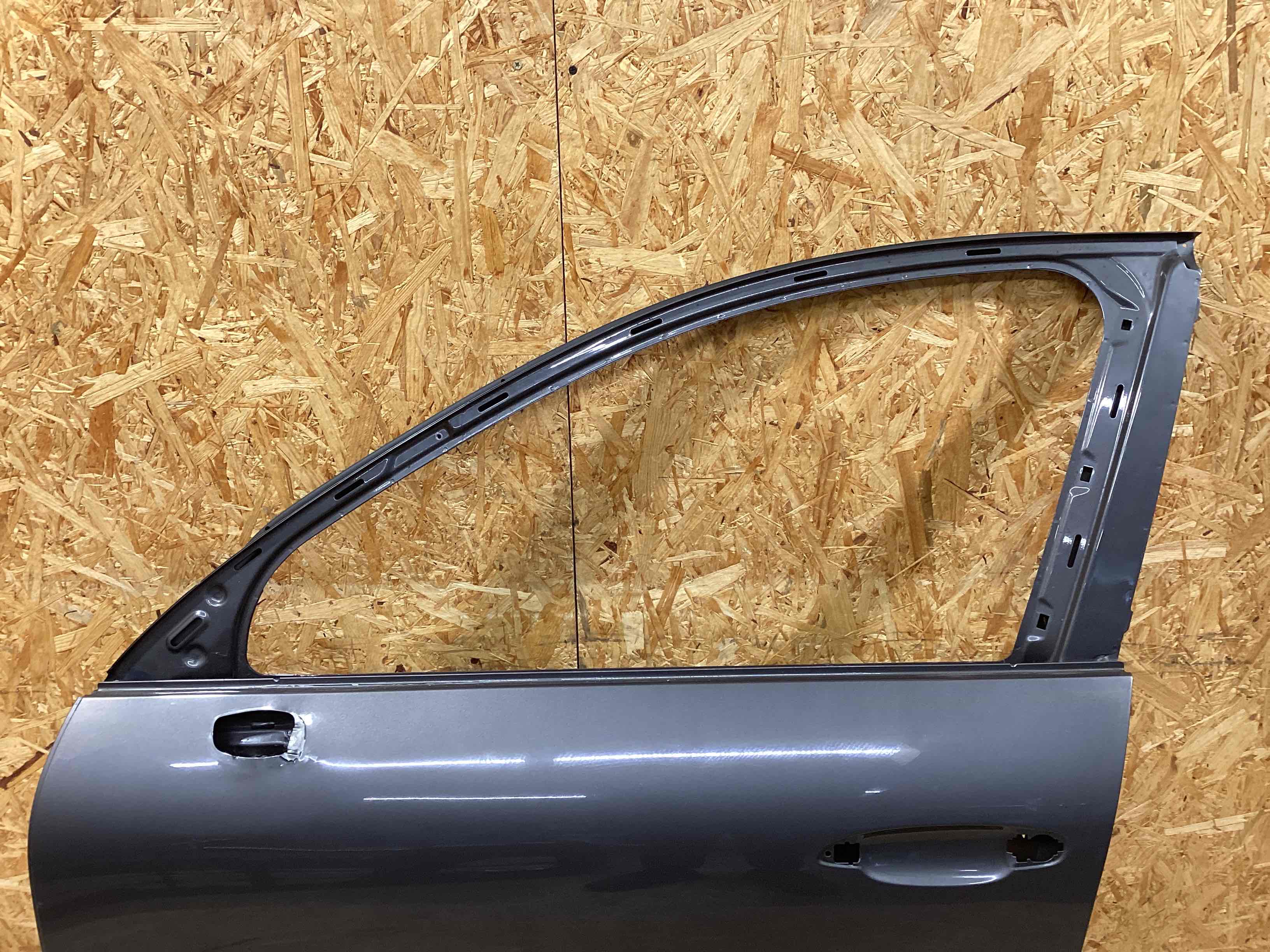 Дверь передняя левая Porsche Macan 061025-101