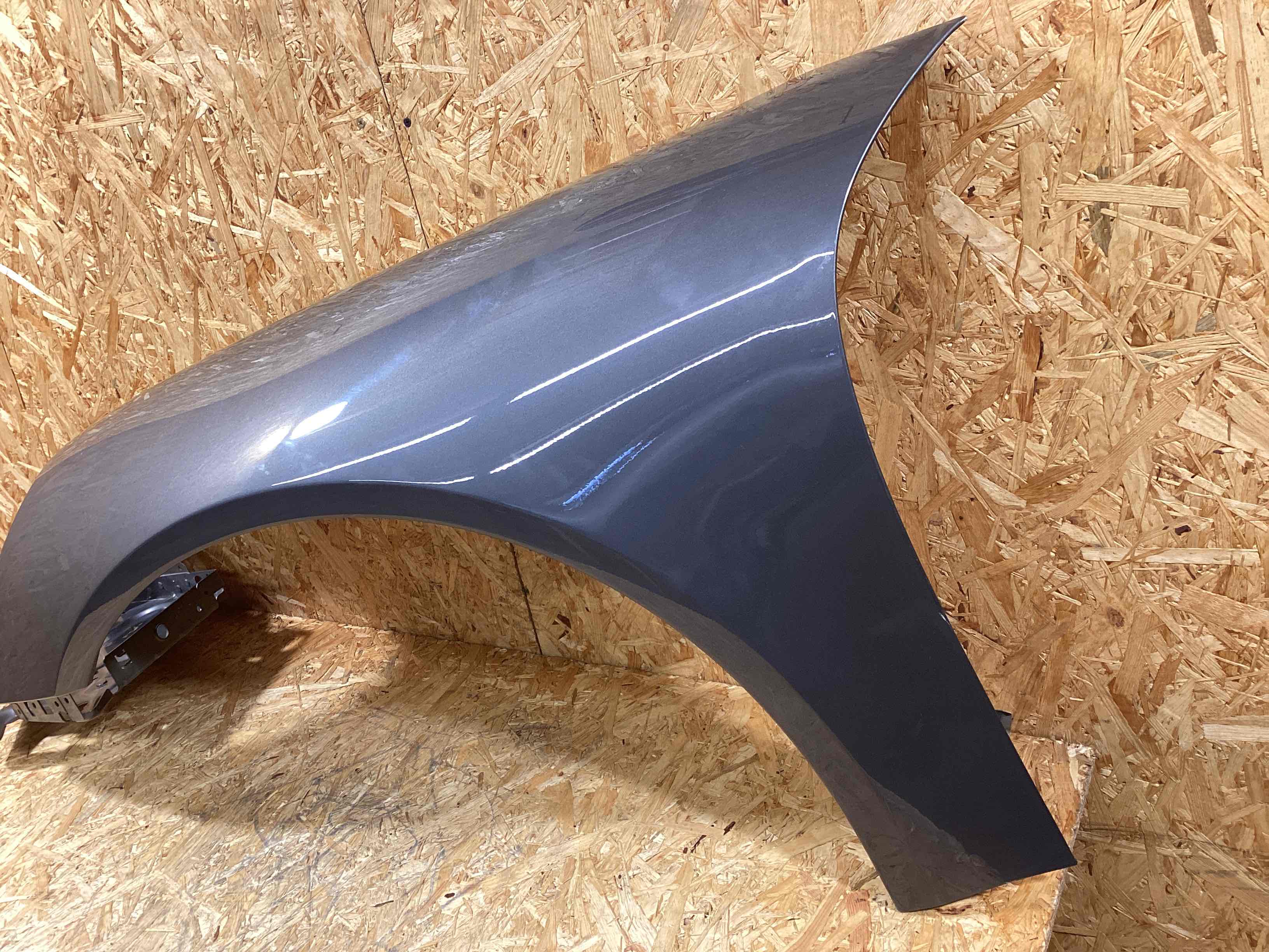 Крыло переднее левое Porsche 911 061025-105