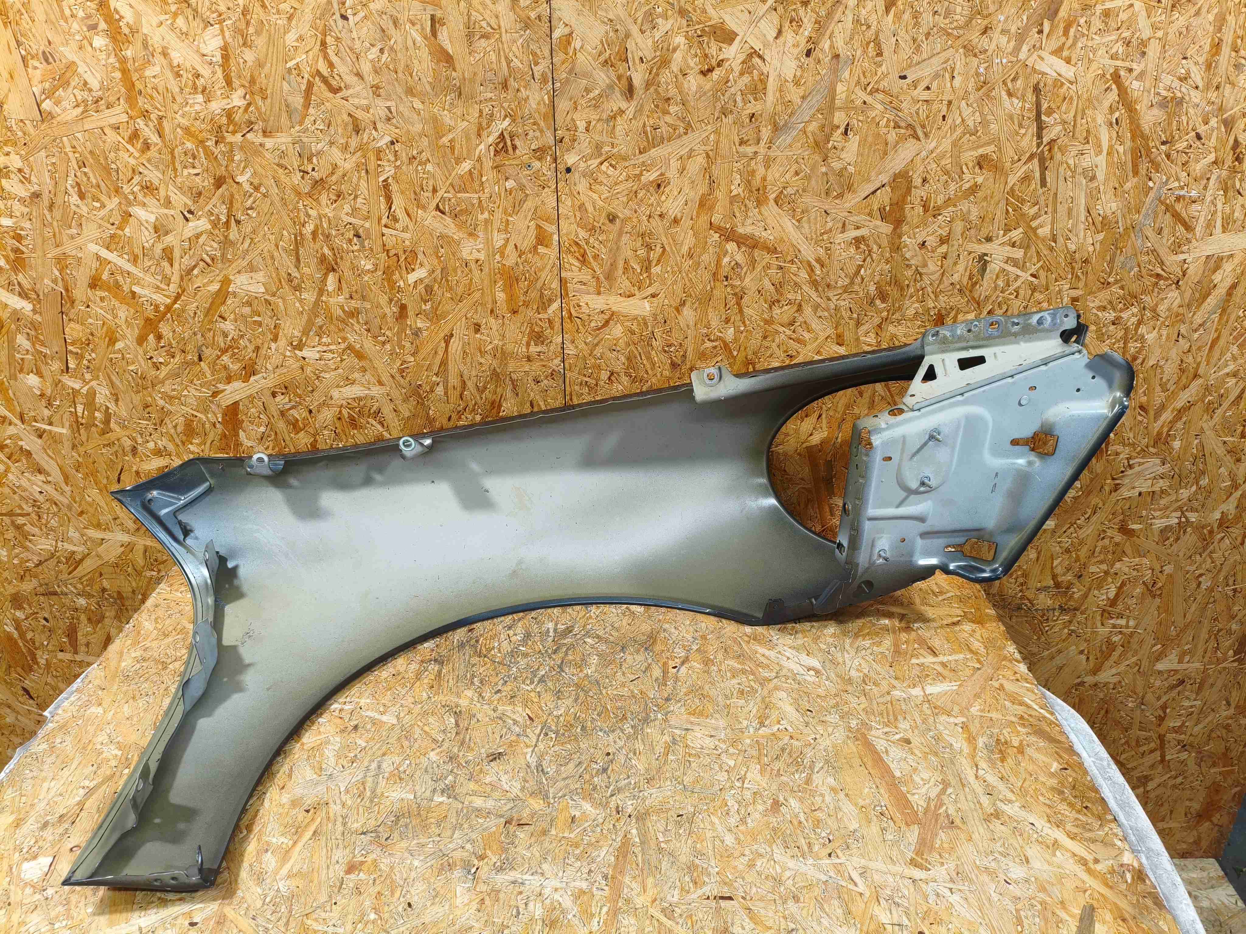 Крыло переднее левое Porsche 911 061025-105