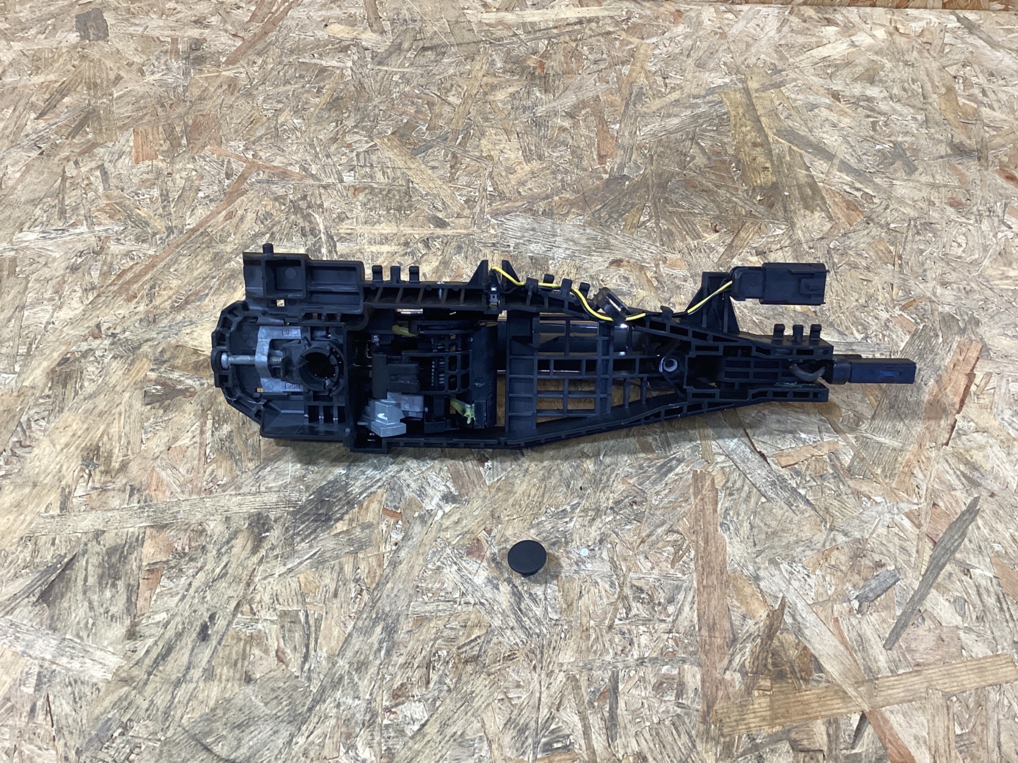 Ручка дверей зовнішня Maserati Levante 061026-106
