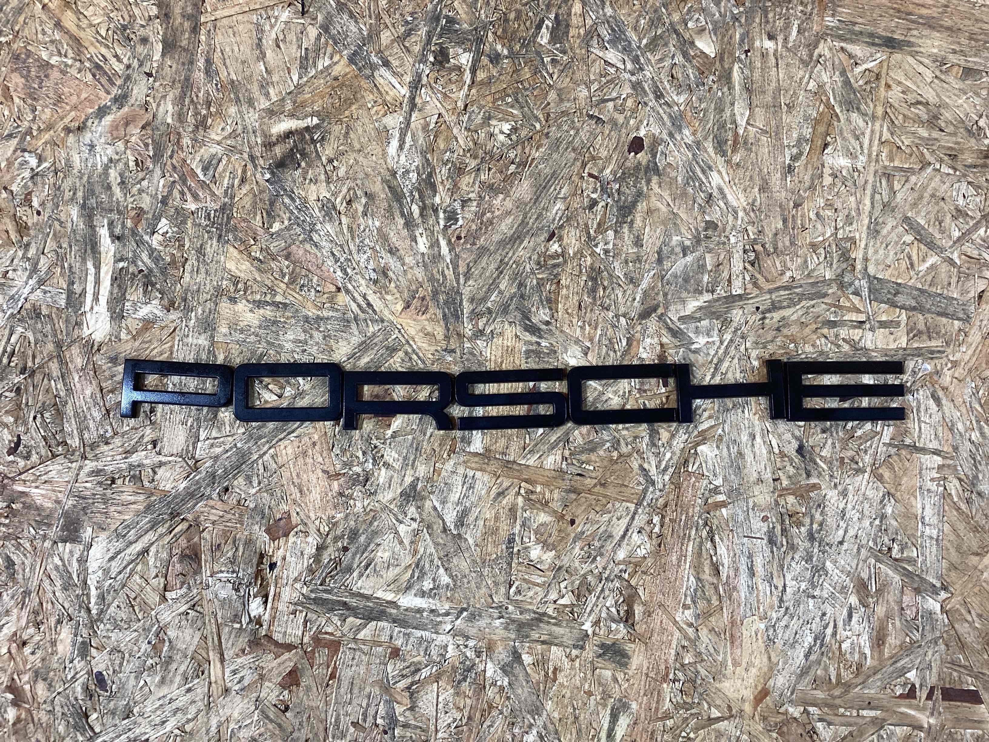 Молдинг двери багажника, крышки багажника, задние молдинги кузова Porsche Macan 061125-111