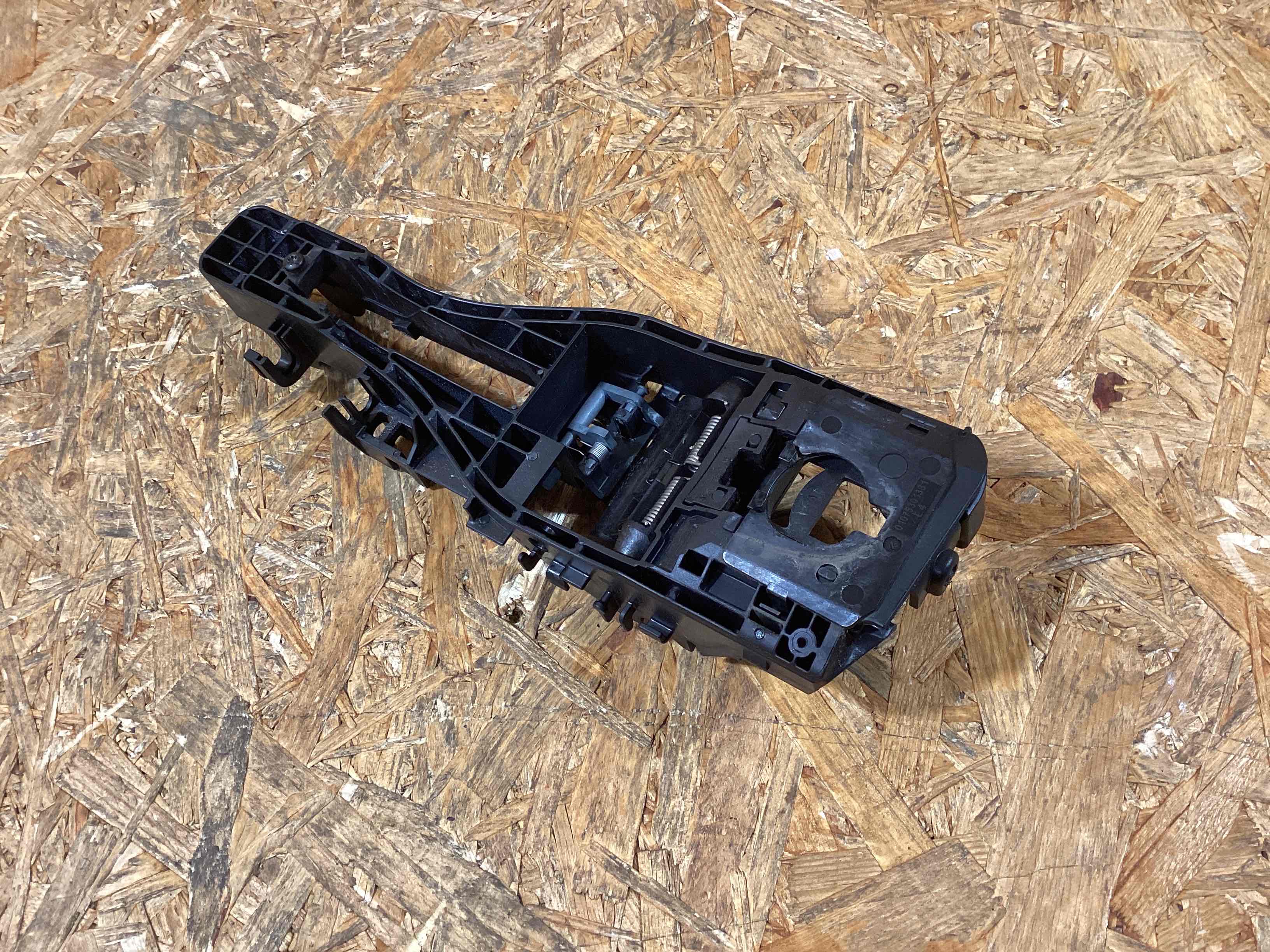 Ручка двери нaружная Porsche Macan 070126-105