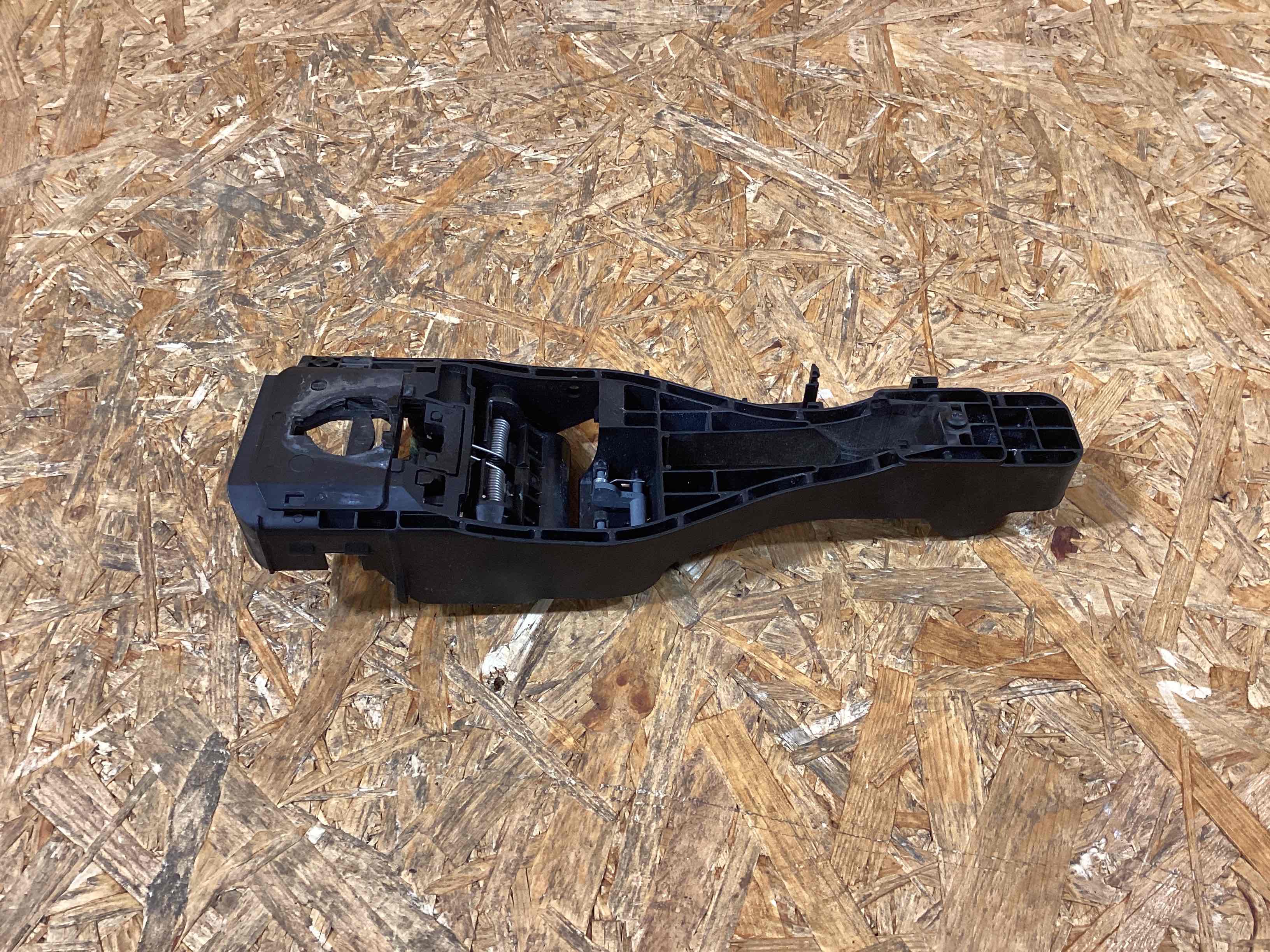 Ручка двери нaружная Porsche Macan 070126-105