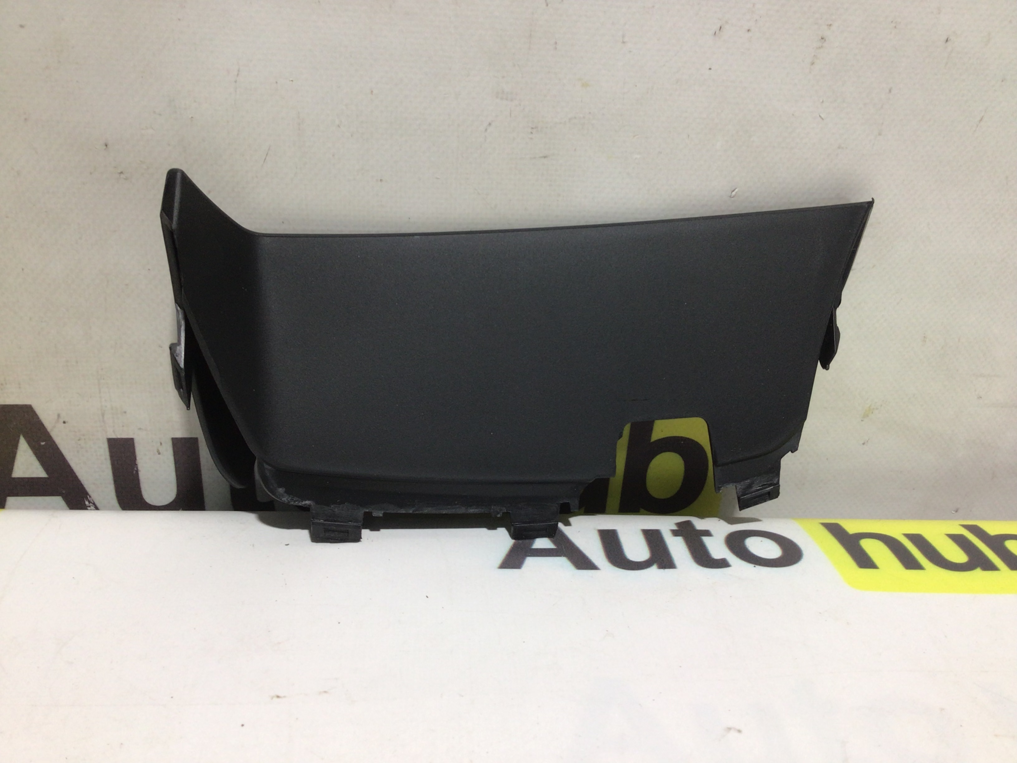 Заглушка, вставка (решетка) в бампер Porsche Macan 070426-018