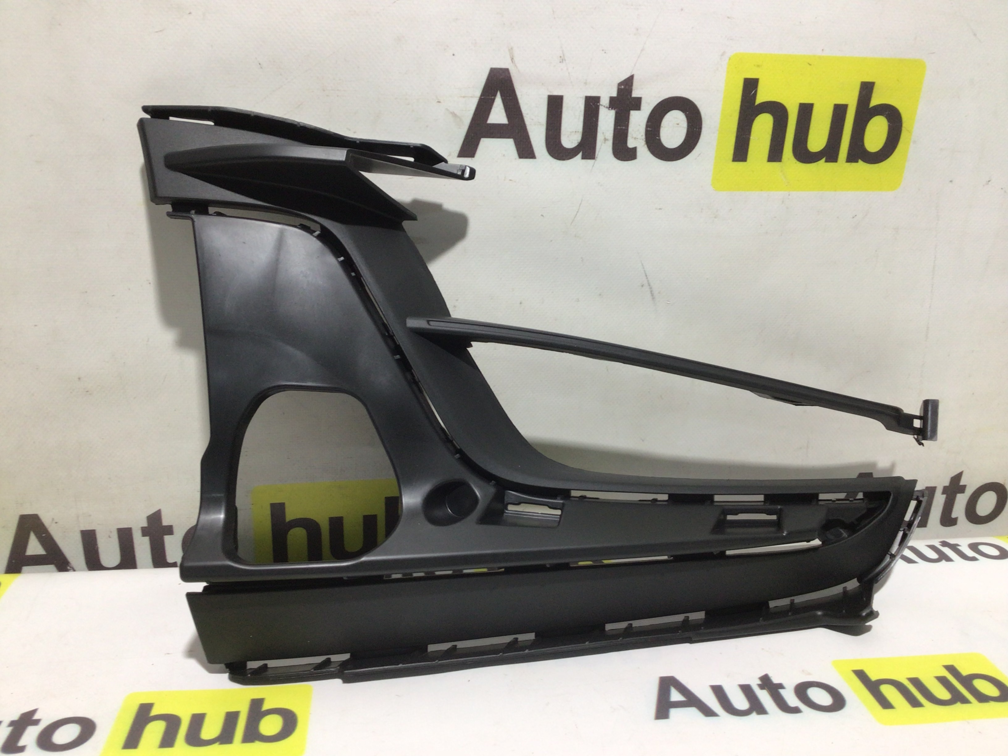 Заглушка, вставка (решетка) в бампер Porsche Macan 070426-019