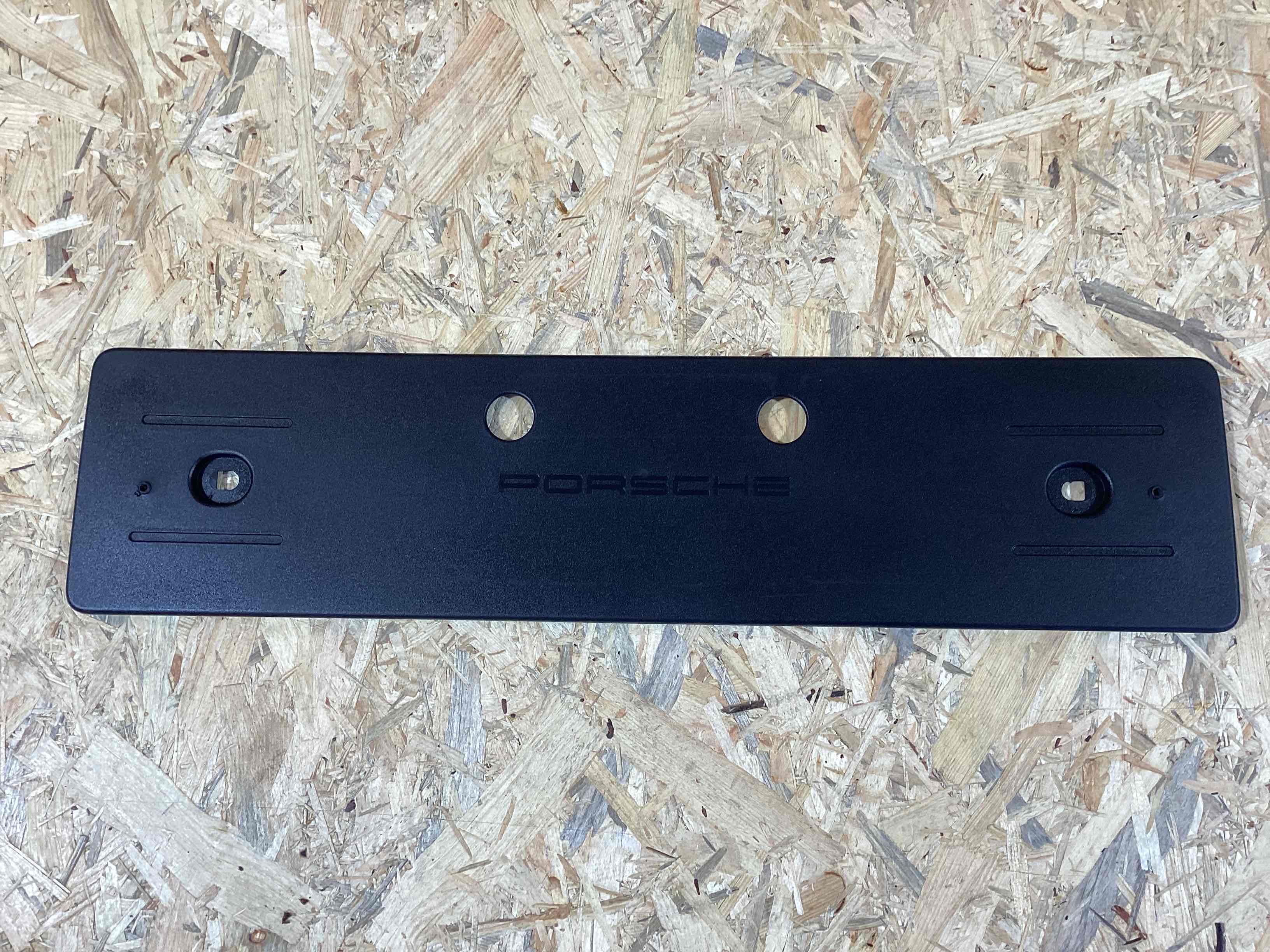 Накладка на бампер Porsche Cayenne 070426-109