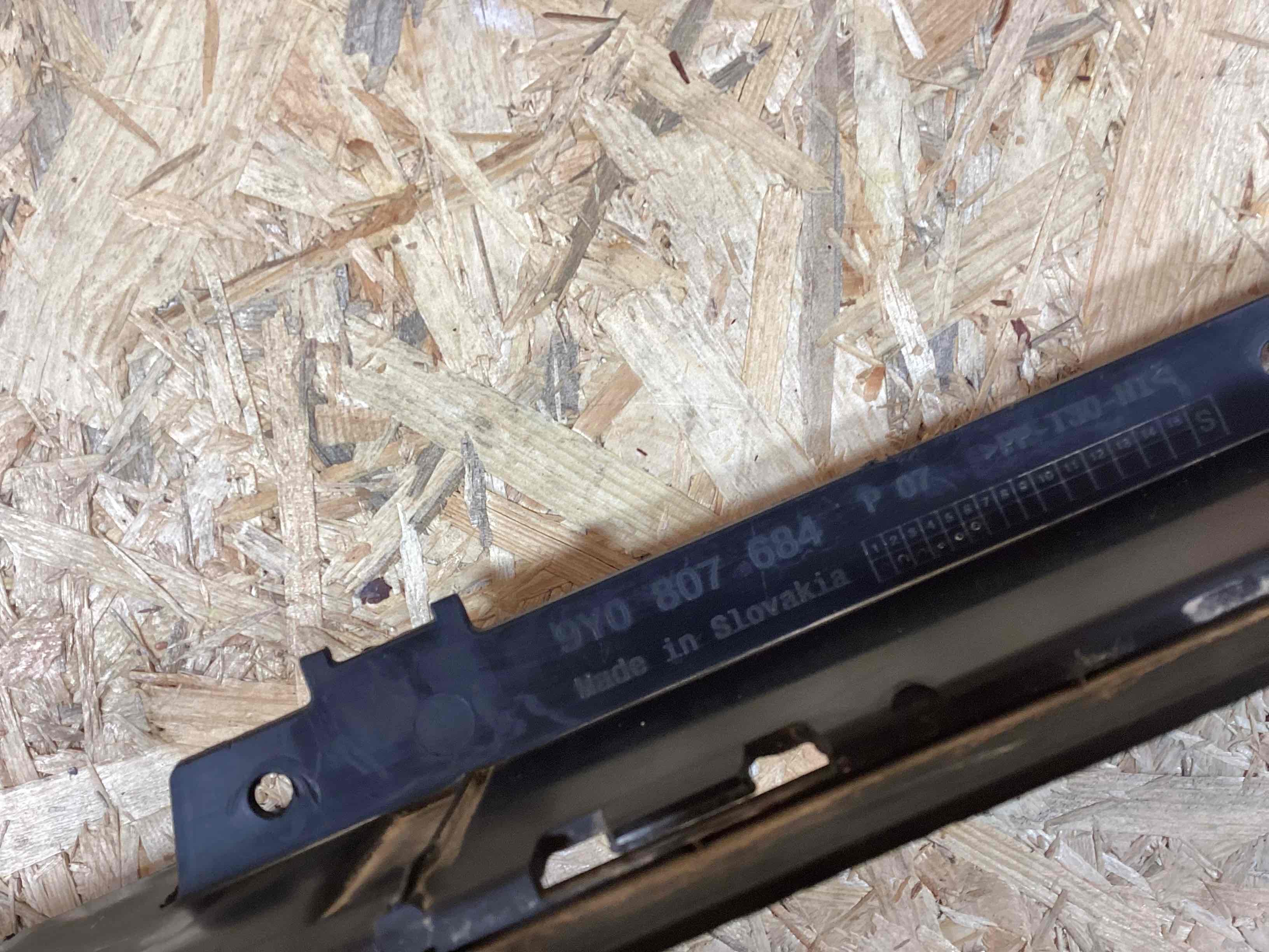 Заглушка, вставка (решетка) в бампер Porsche Cayenne 070426-110