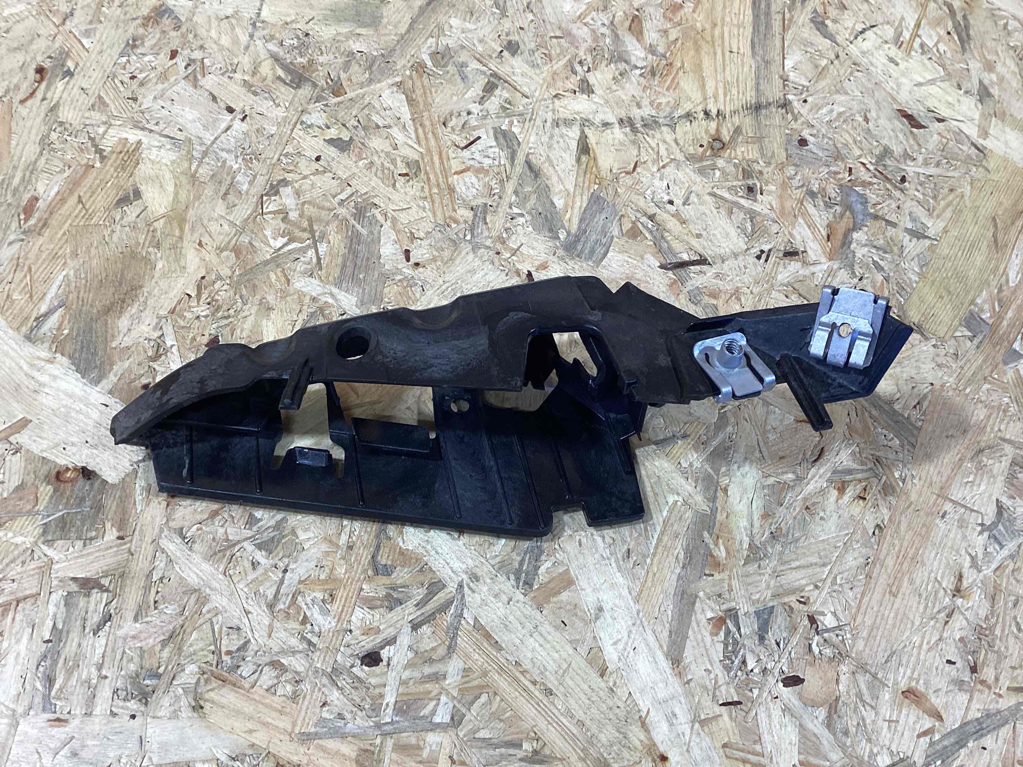 Крепление крыла Porsche 911 070426-115