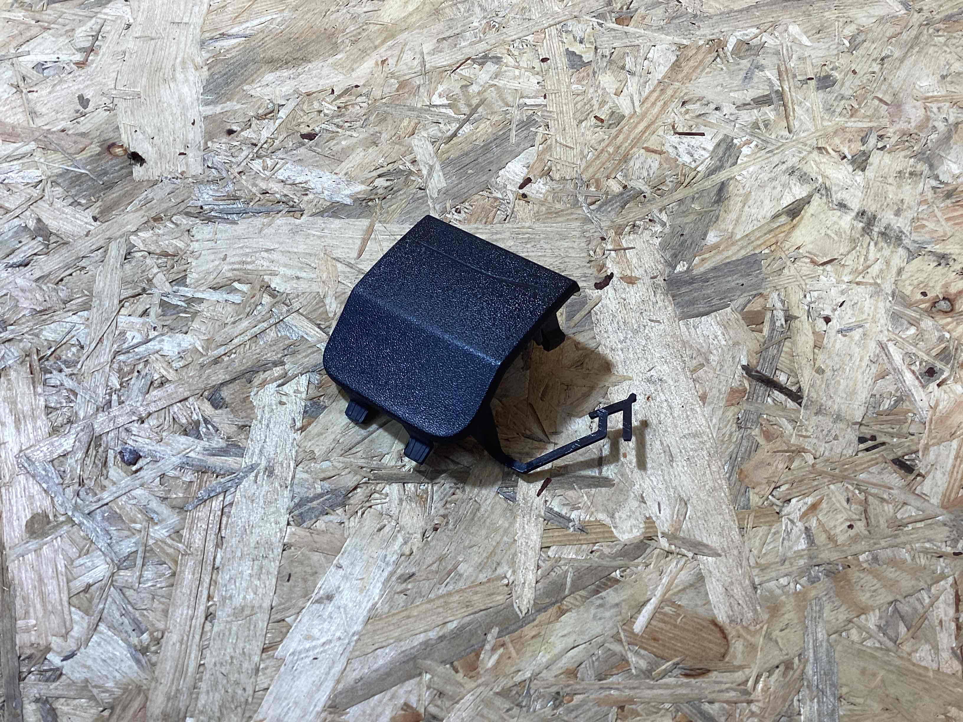 Заглушка, вставка (решетка) в бампер Porsche Cayenne 070426-120