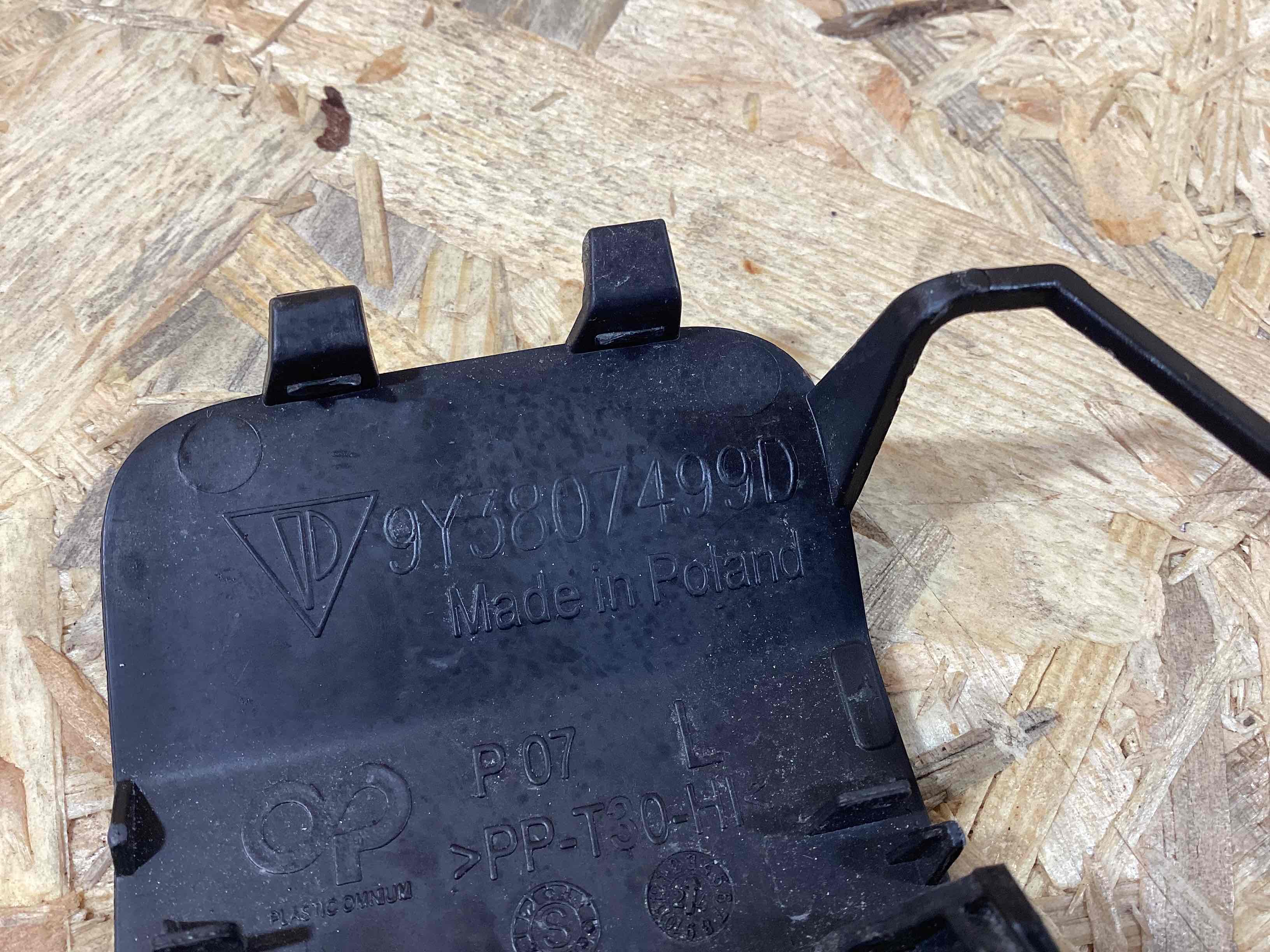 Заглушка, вставка (решетка) в бампер Porsche Cayenne 070426-120