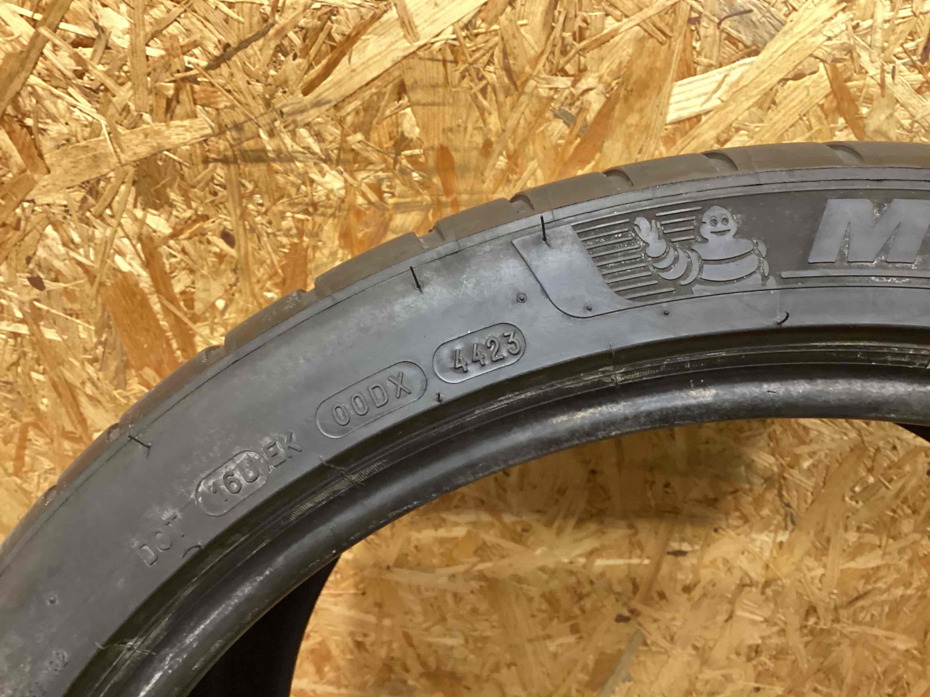 Колесо запасное, держатель, кронштейн, обшивка Porsche Cayenne 070726-111