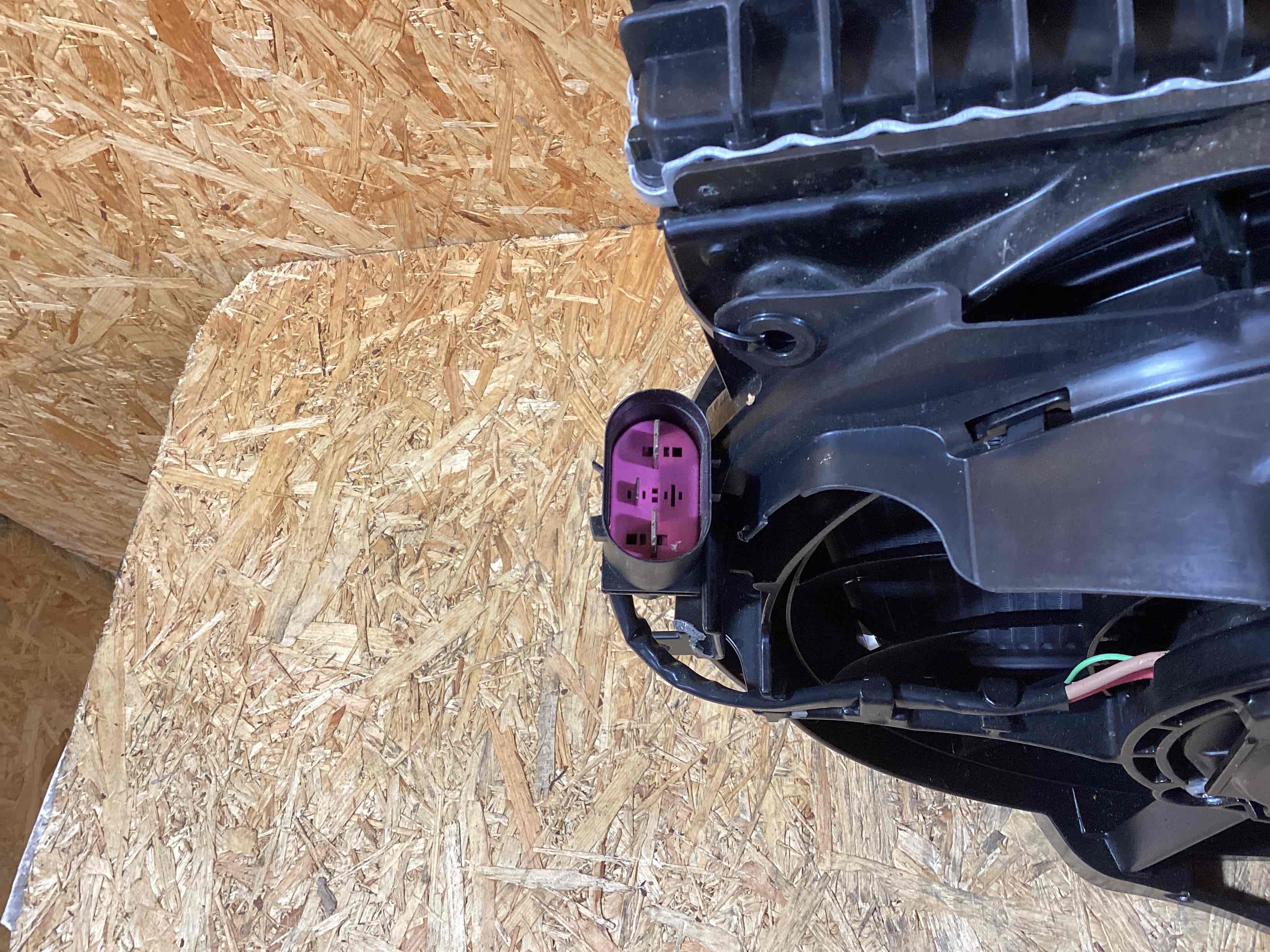 Вентилятор радиатора, вентиляторы Porsche Taycan 071025-103