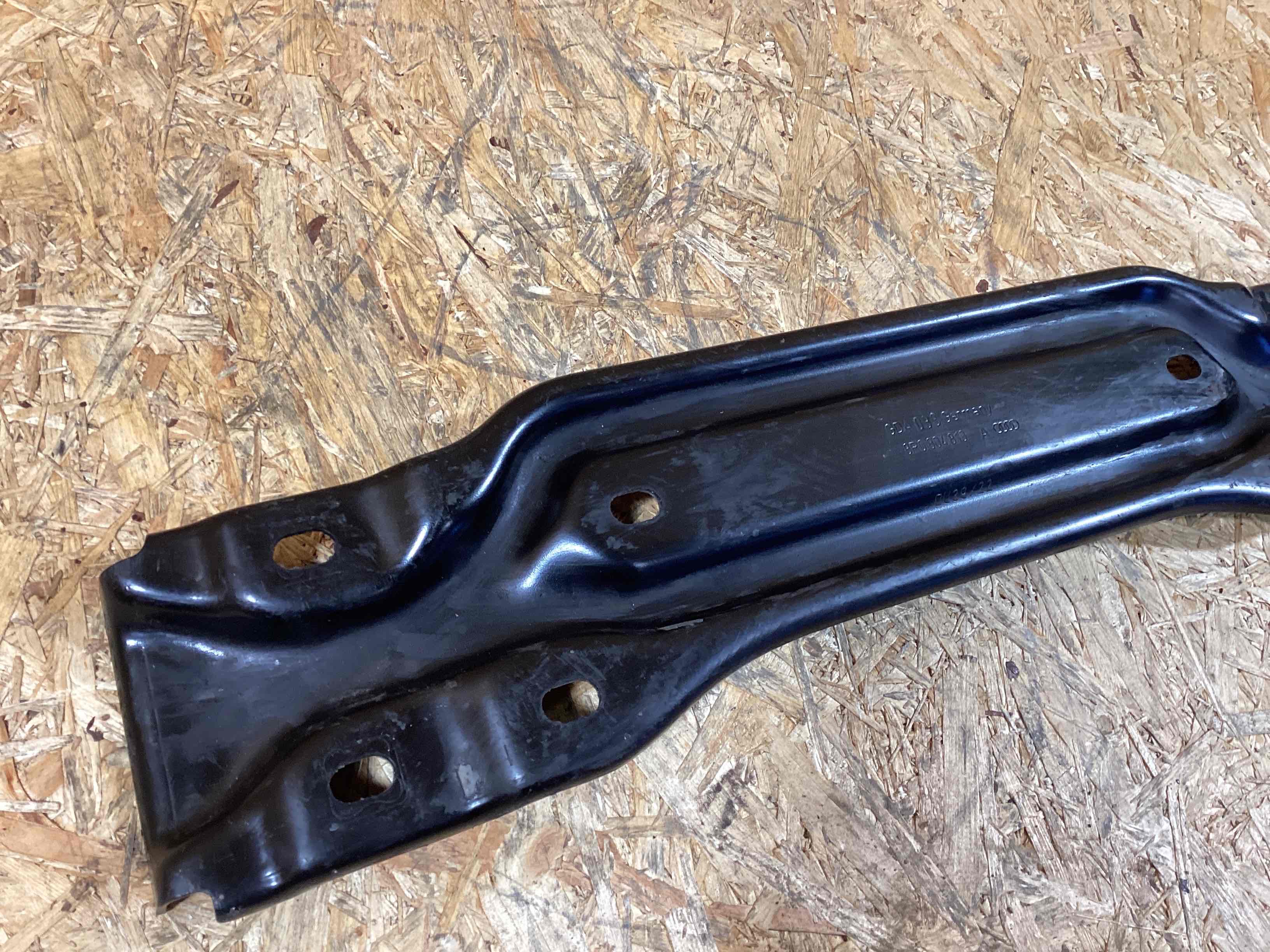 Крепление, кронштейн Porsche Macan 071025-114