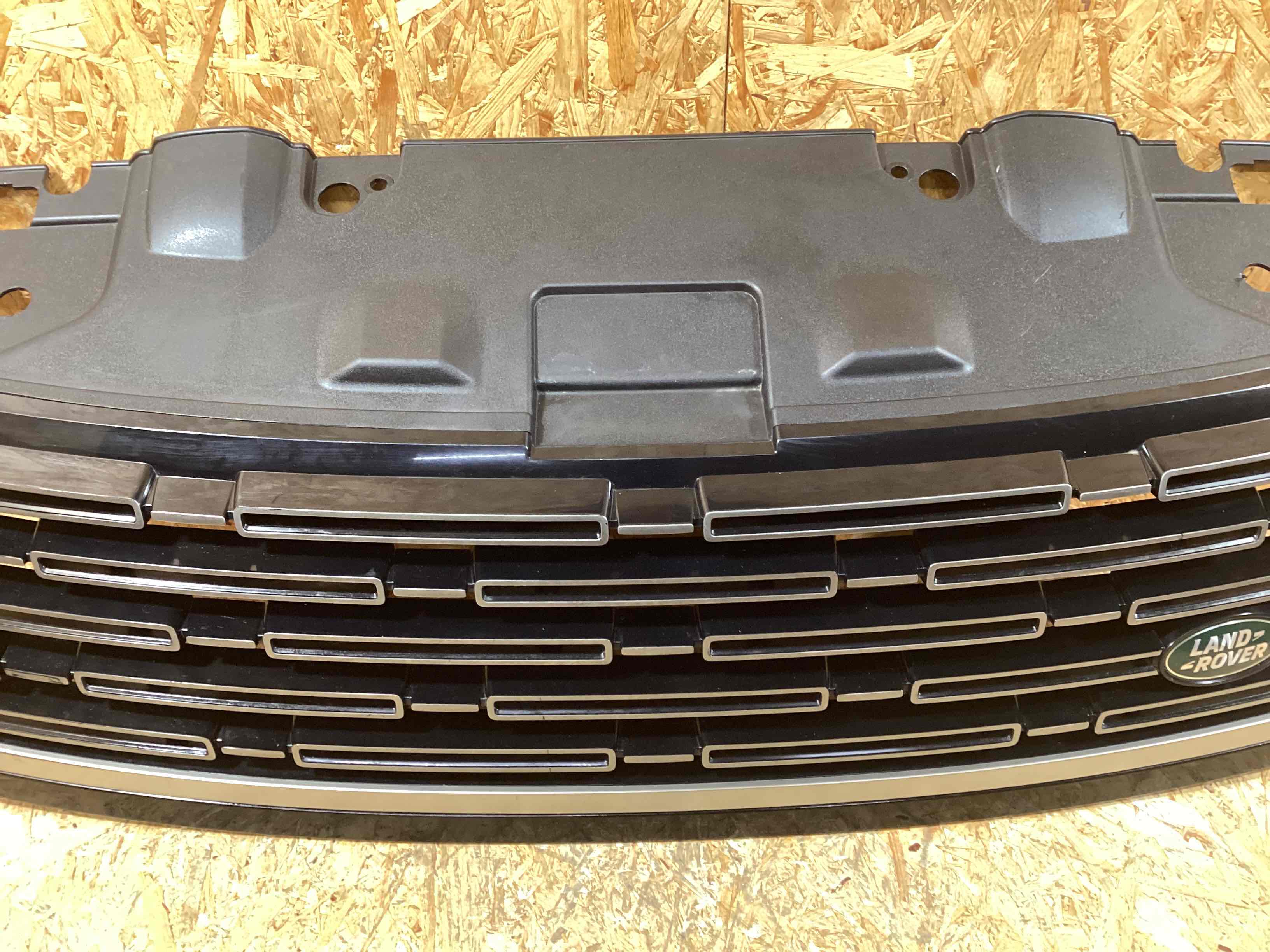 Решетка радиатора Land Rover Range Rover L460 071125-101