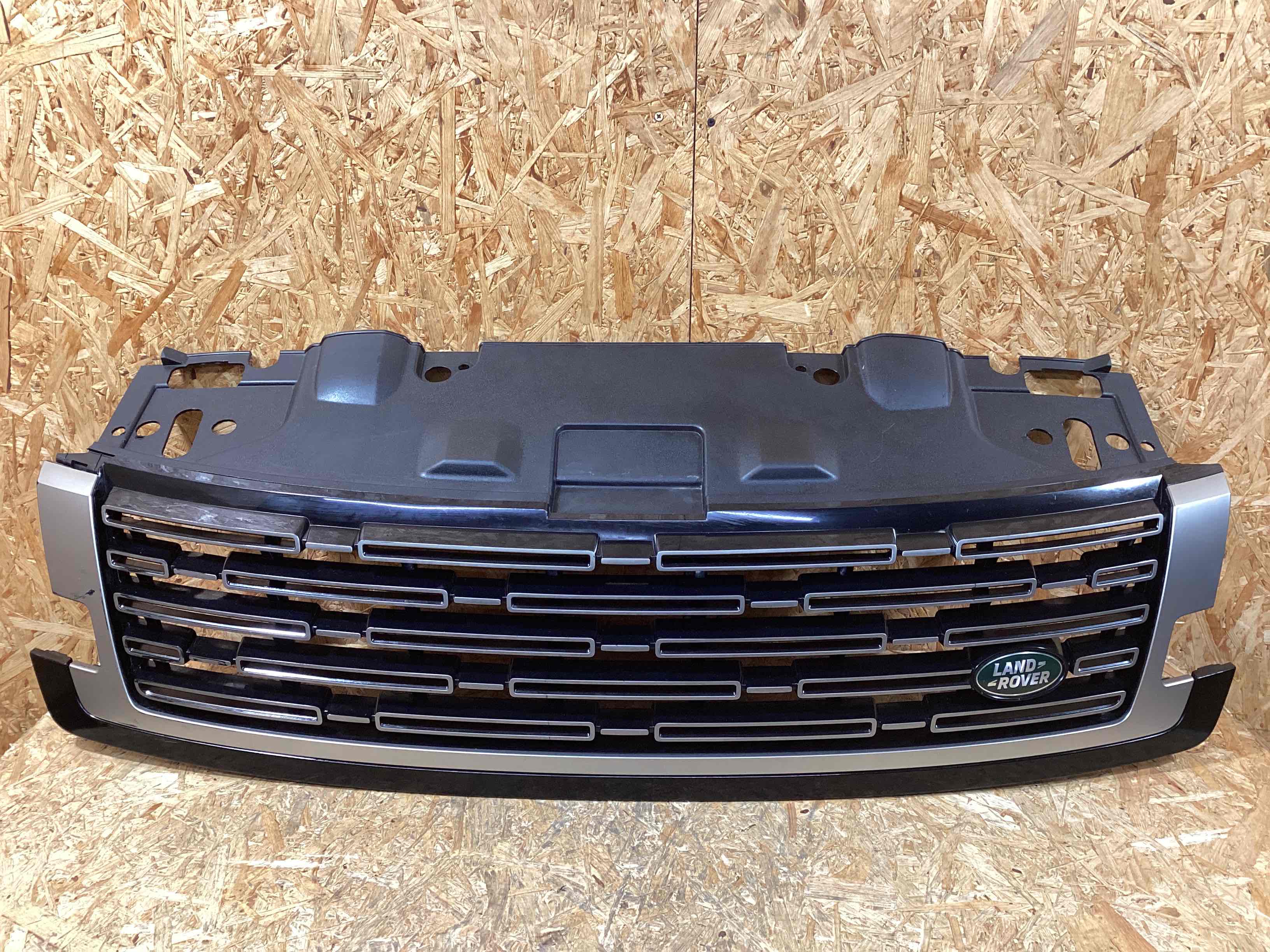 Решетка радиатора Land Rover Range Rover L460 071125-101