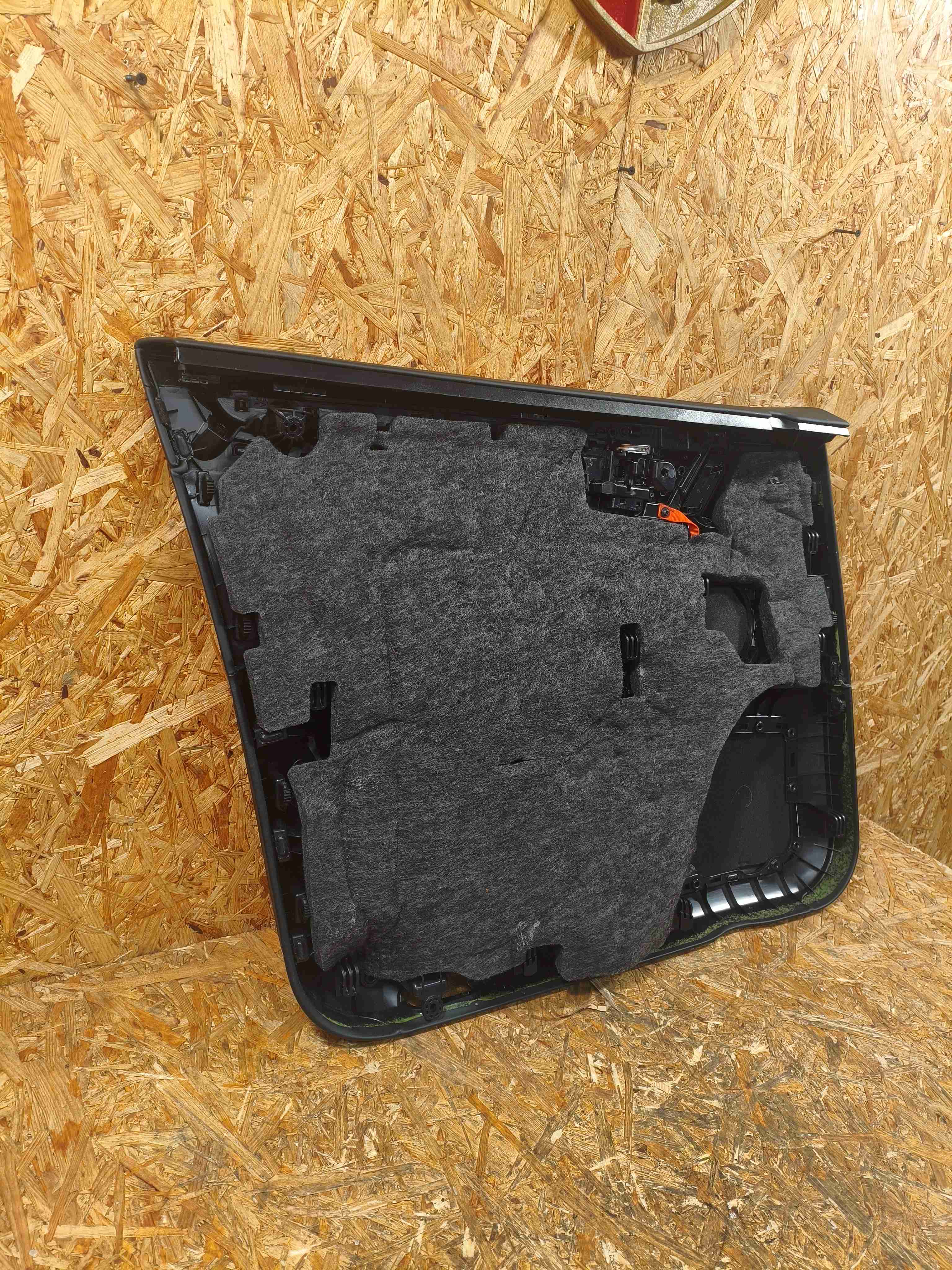 Карта двери Porsche Macan 071125-104