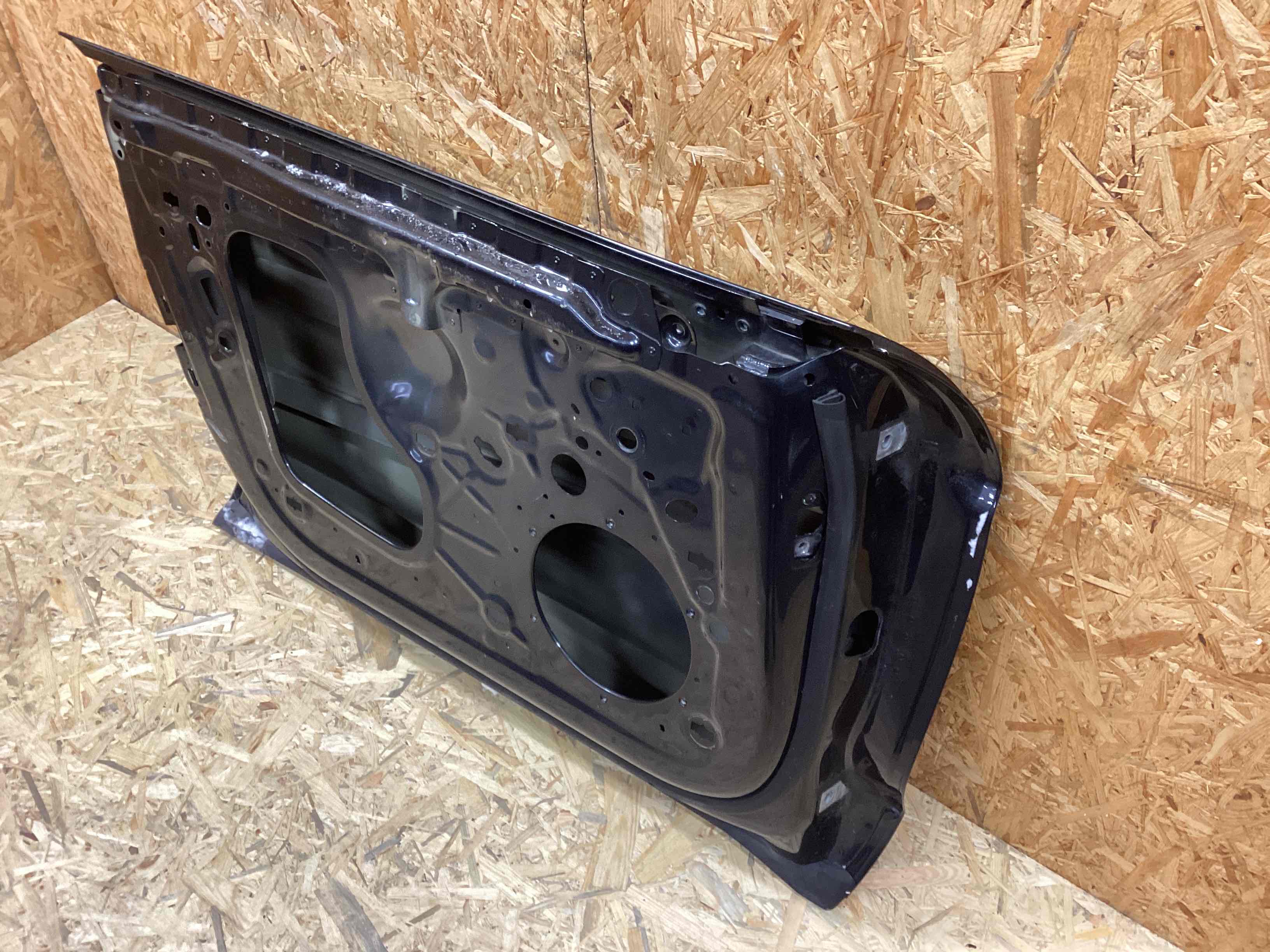 Дверь передняя левая Porsche Taycan 080126-102