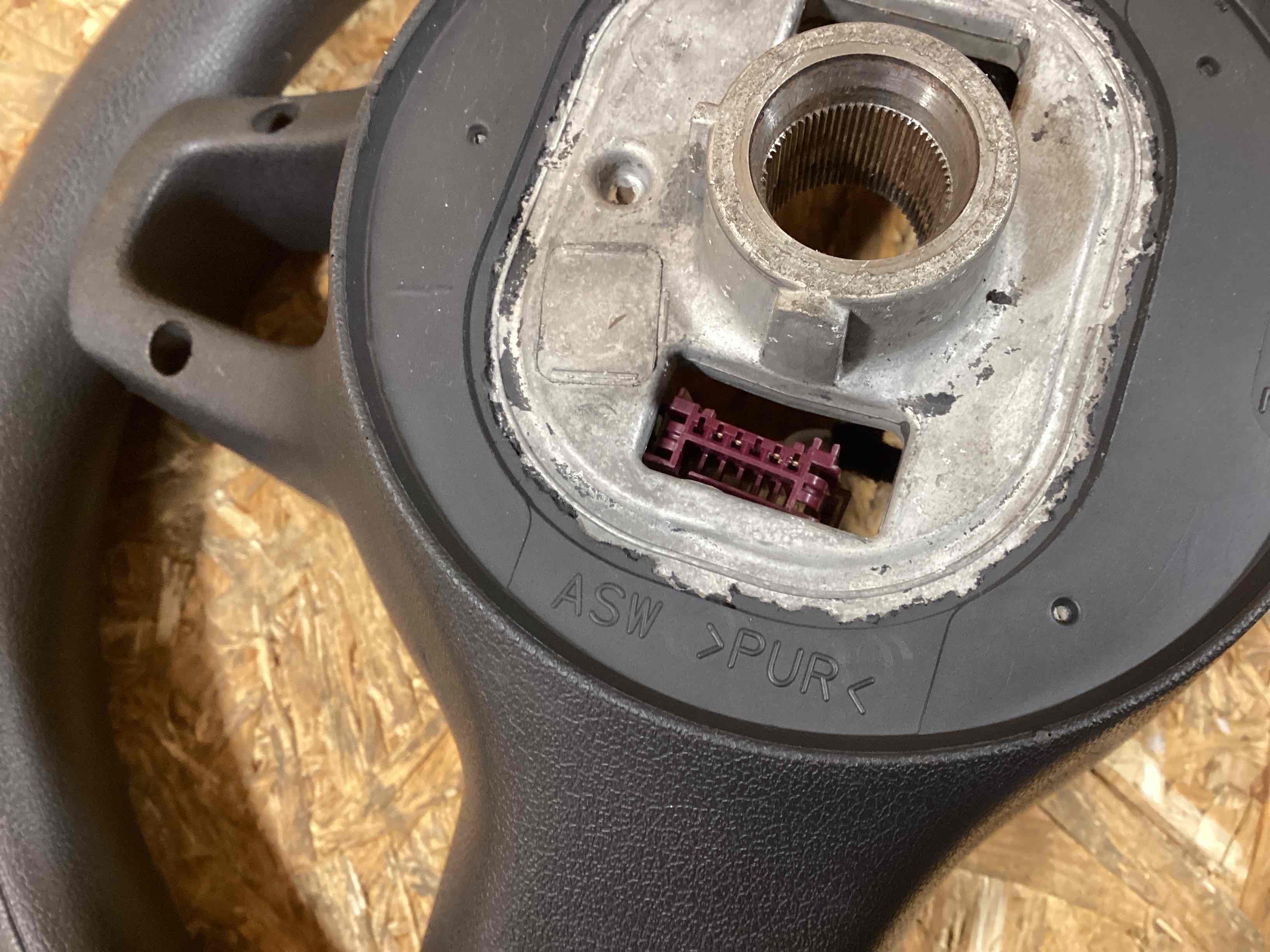 Руль/Рулевой вал Mercedes Sprinter 080126-103