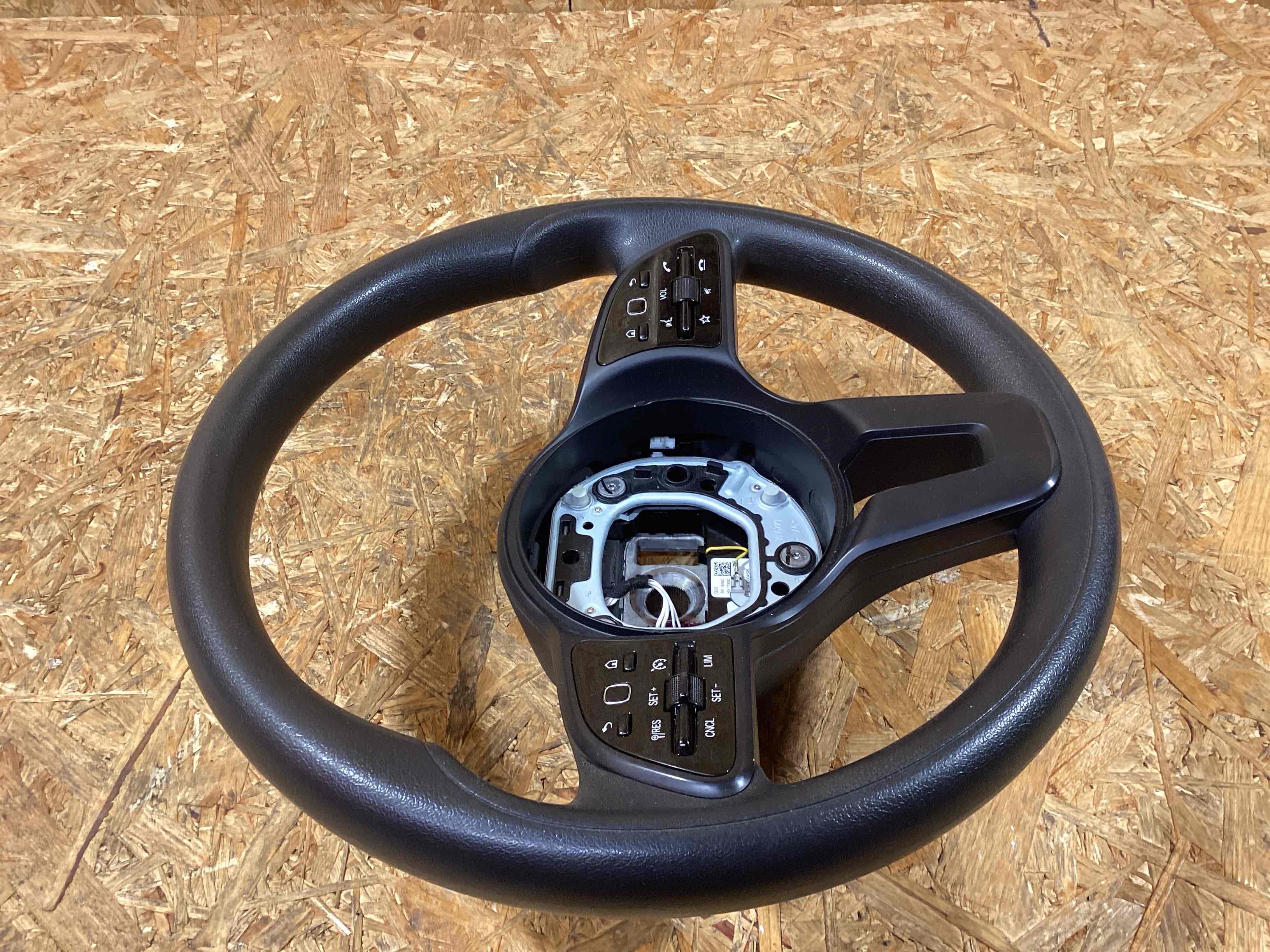 Руль/Рулевой вал Mercedes Sprinter 080126-103