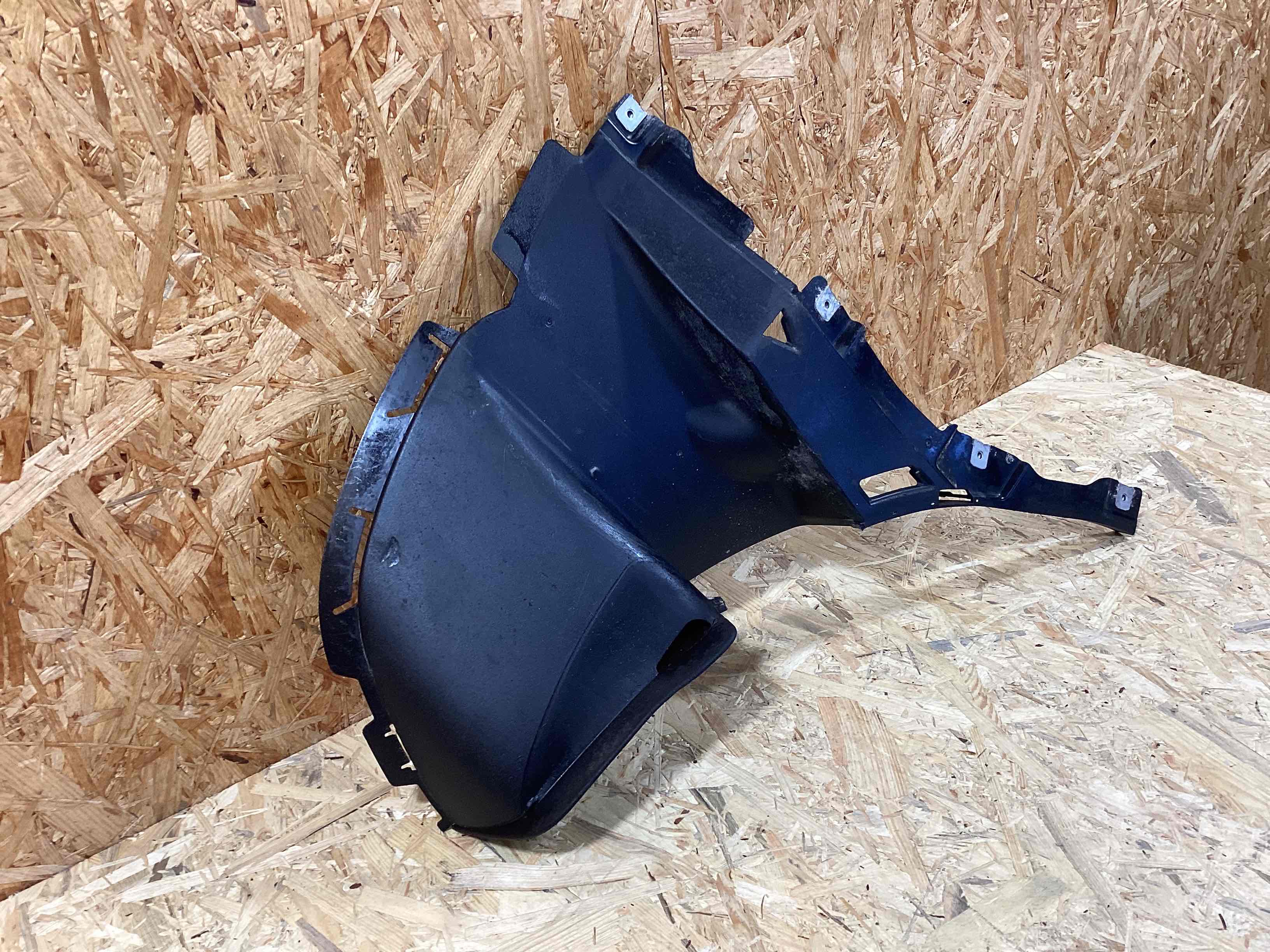 Защита арок передняя правая (подкрылок) Porsche Cayenne 080426-102