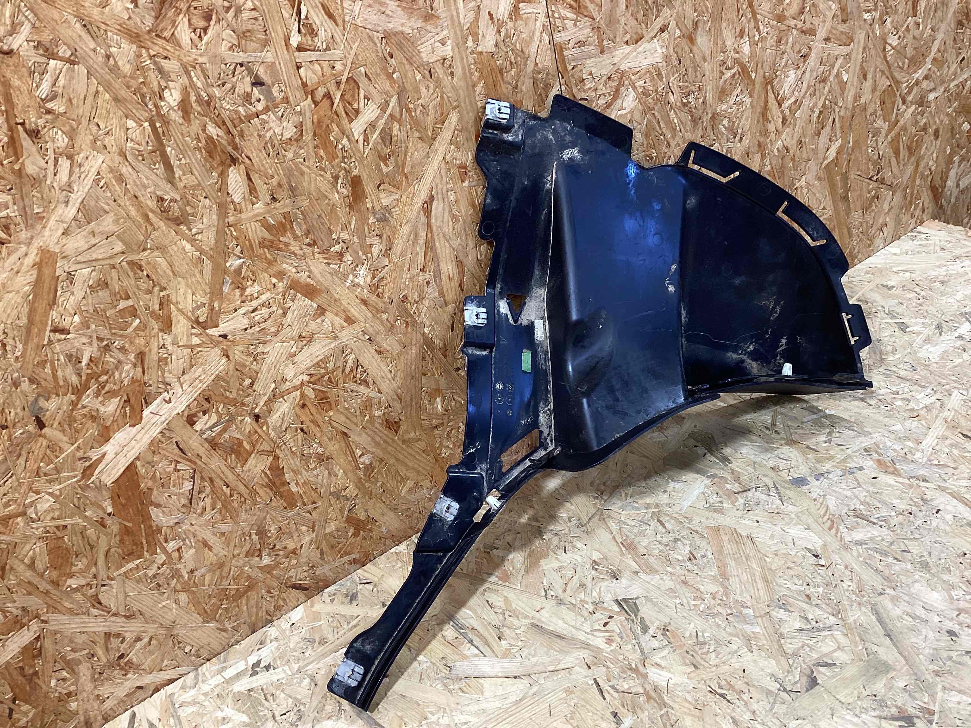 Защита арок передняя правая (подкрылок) Porsche Cayenne 080426-102