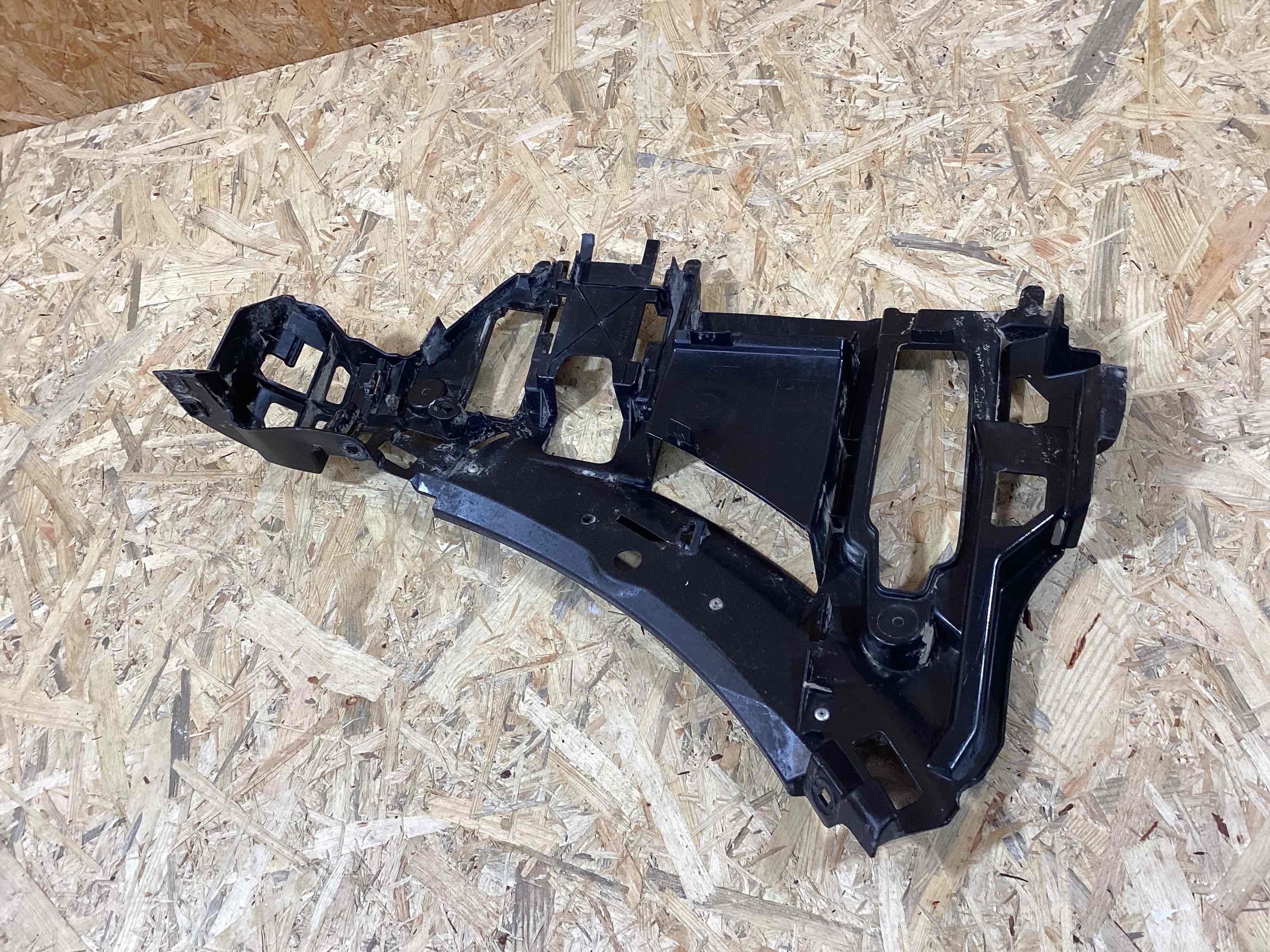 Крепление бампера Porsche Cayenne 080426-103