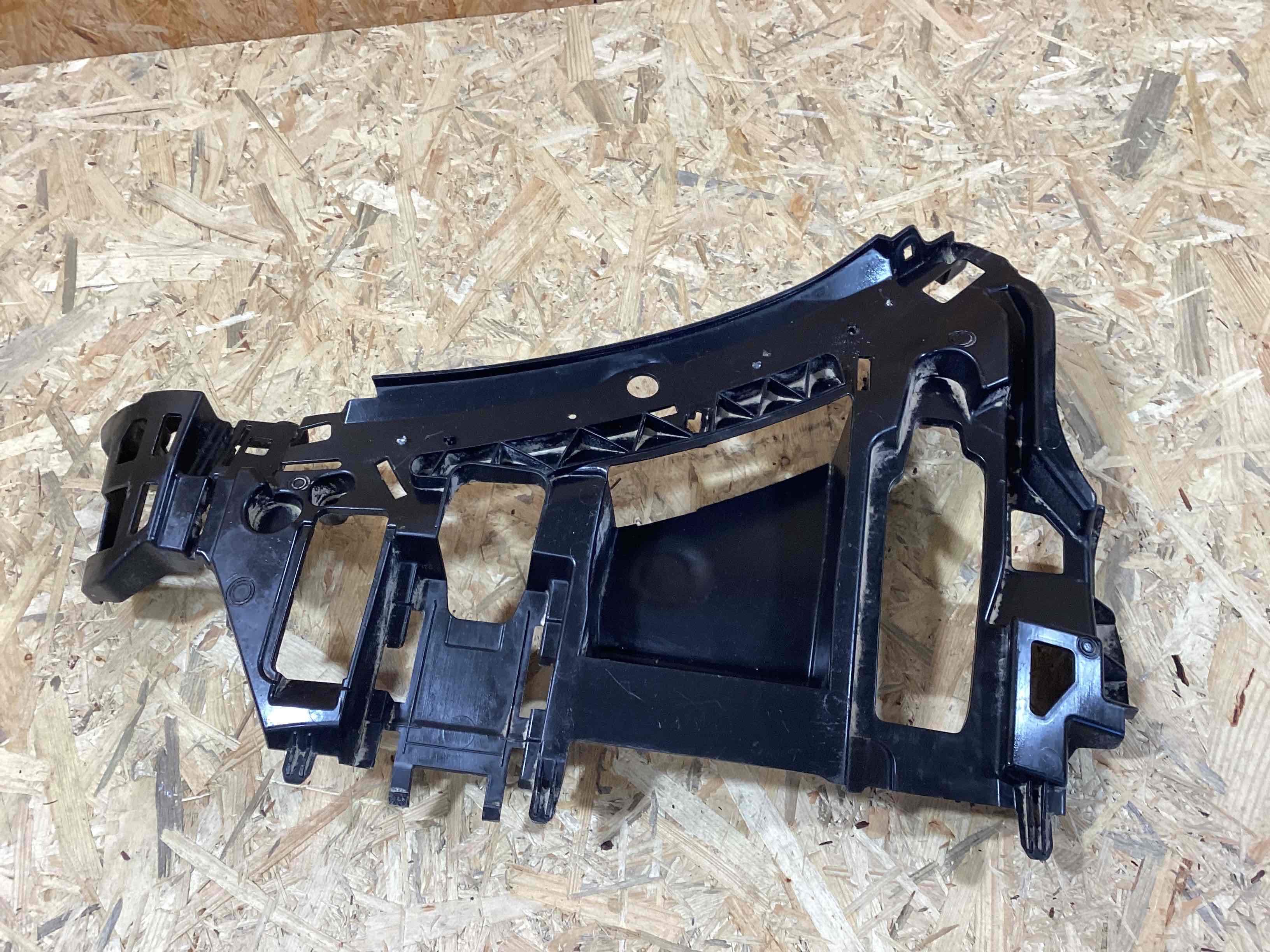 Крепление бампера Porsche Cayenne 080426-103