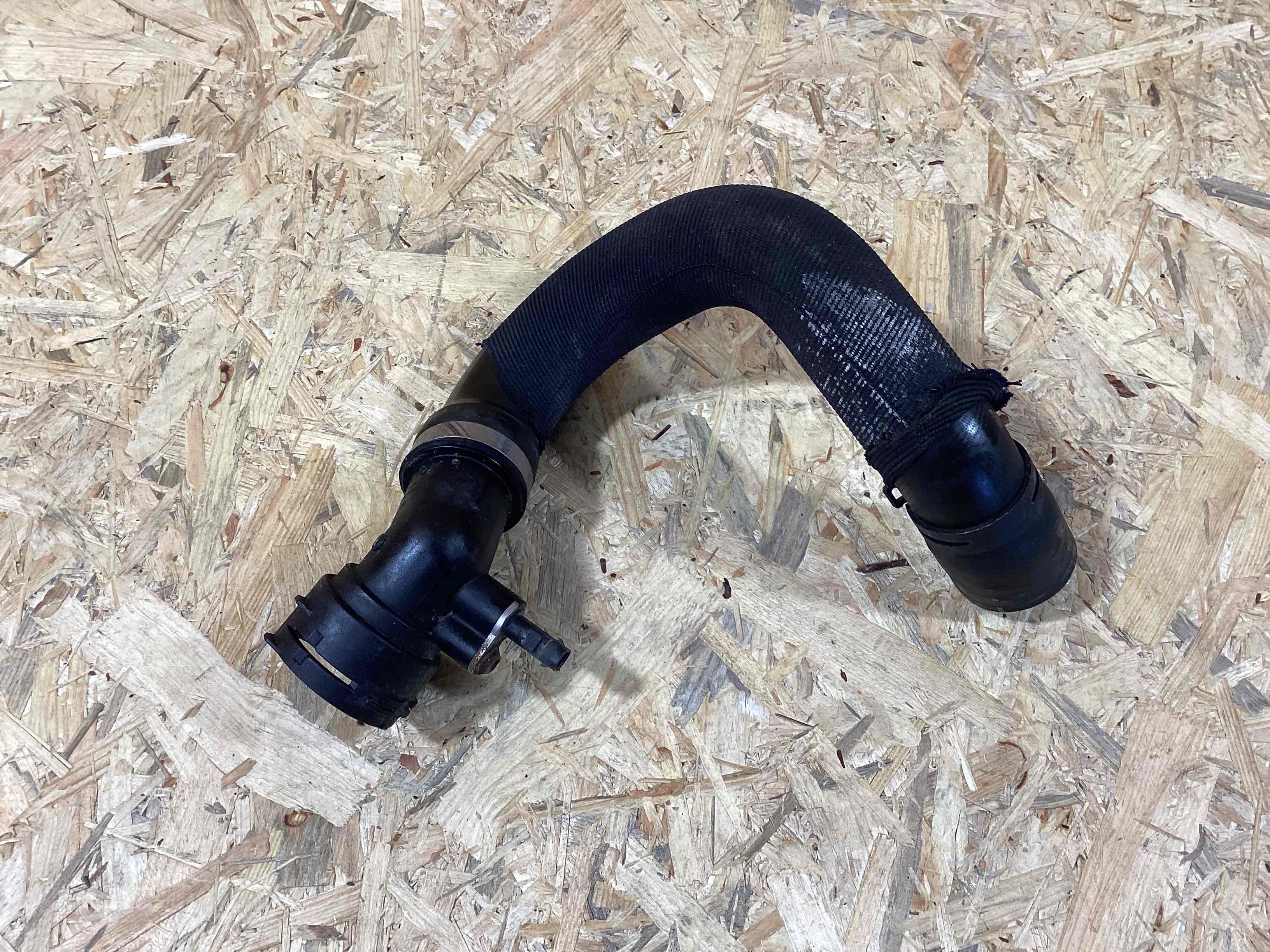 Патрубок Porsche Macan 080426-106