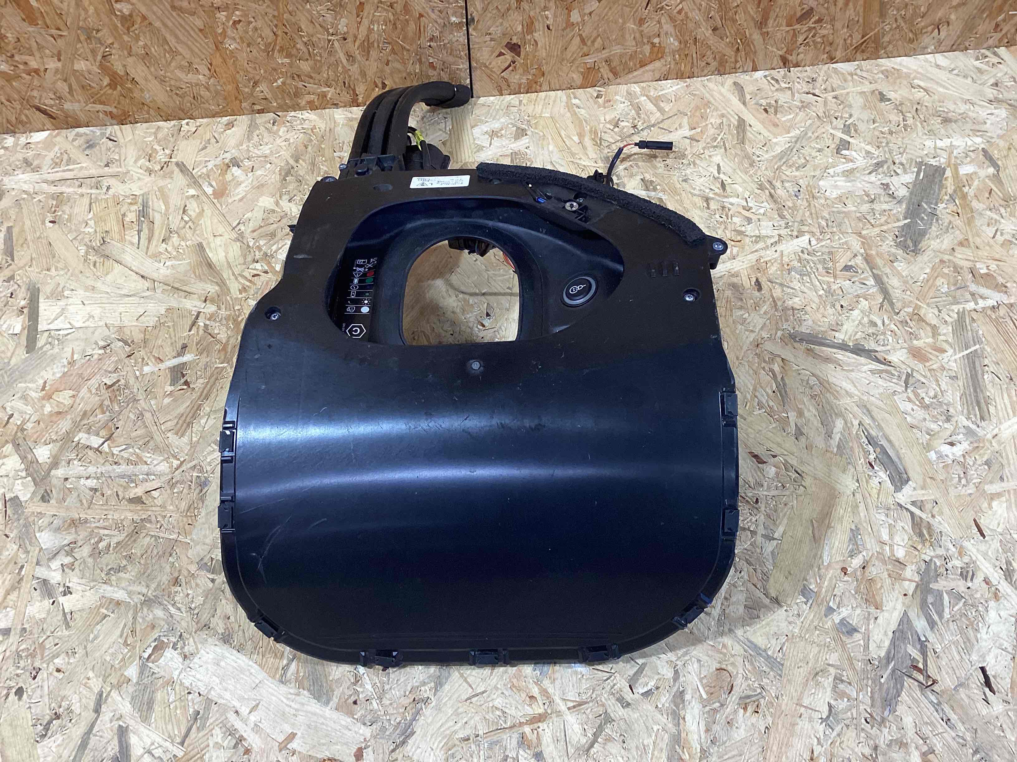 Аккумуляторная батарея, конвертор, проводка, крепление и др. Porsche Taycan 080426-109