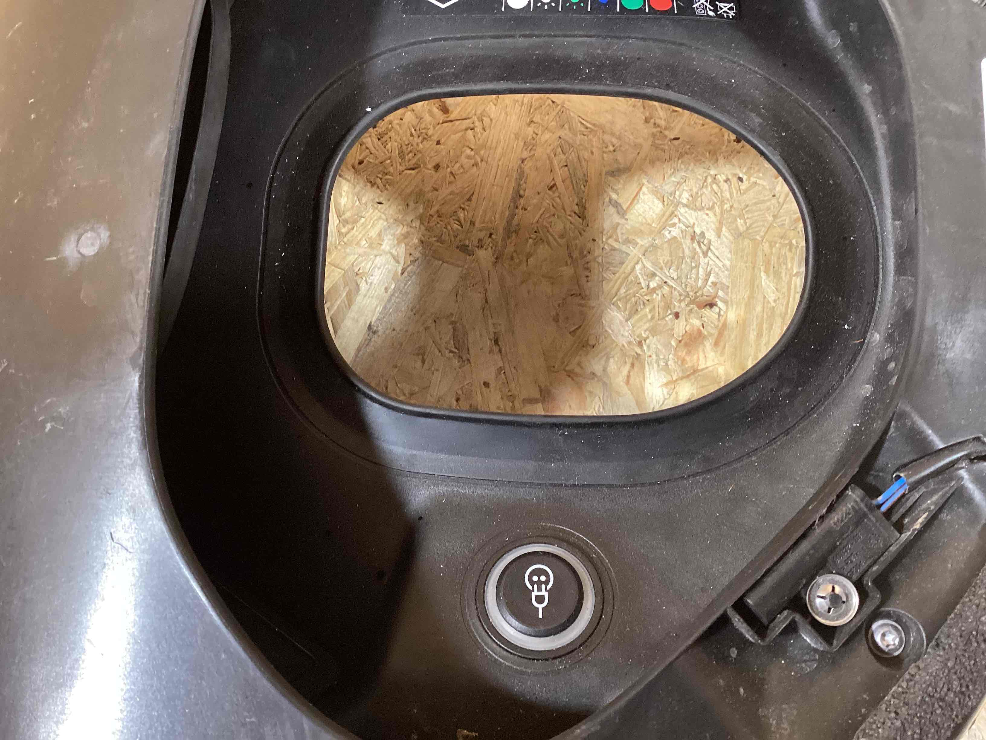 Аккумуляторная батарея, конвертор, проводка, крепление и др. Porsche Taycan 080426-109