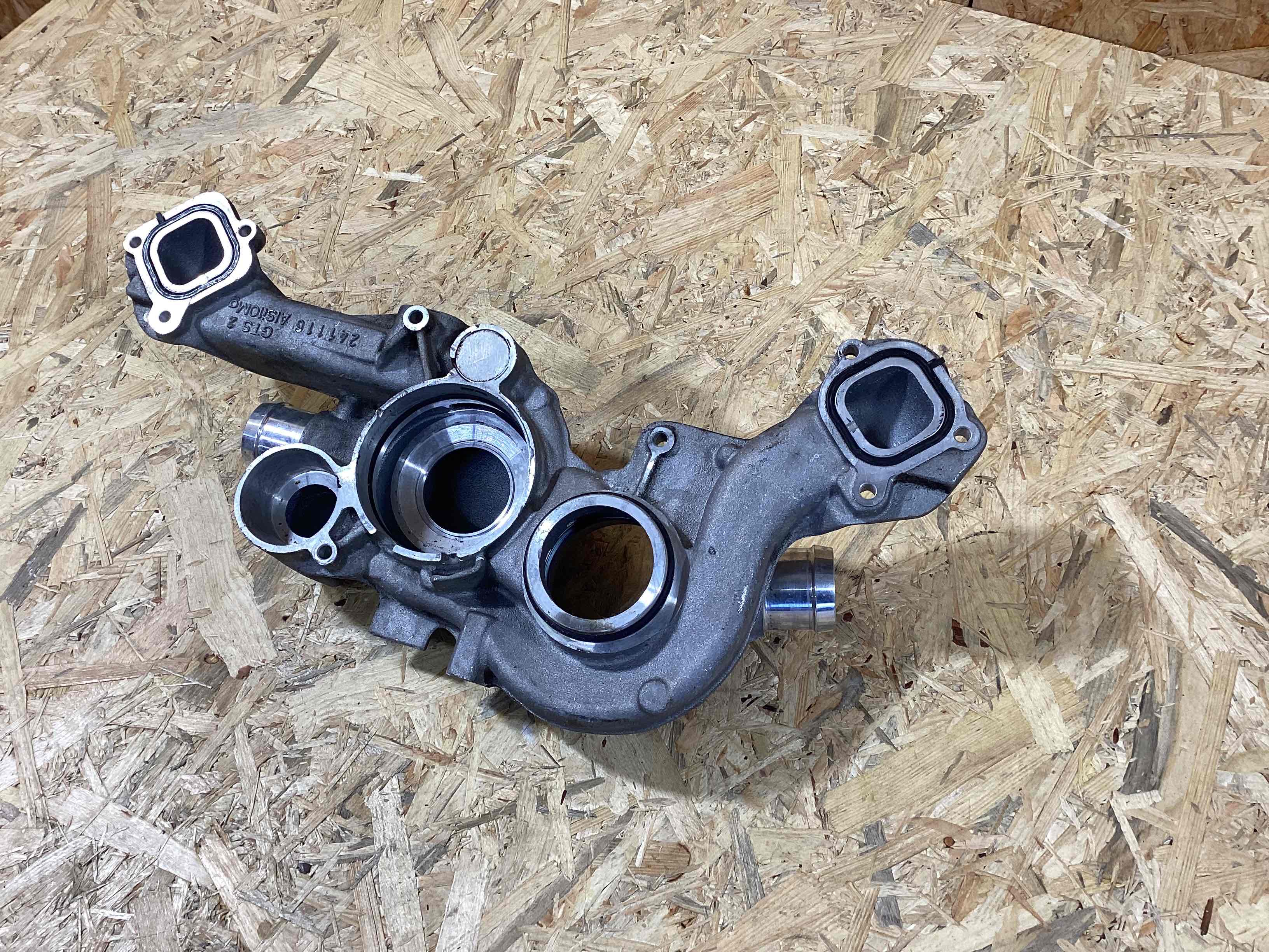 Термостат (корпус термостата) Porsche Panamera 080426-114