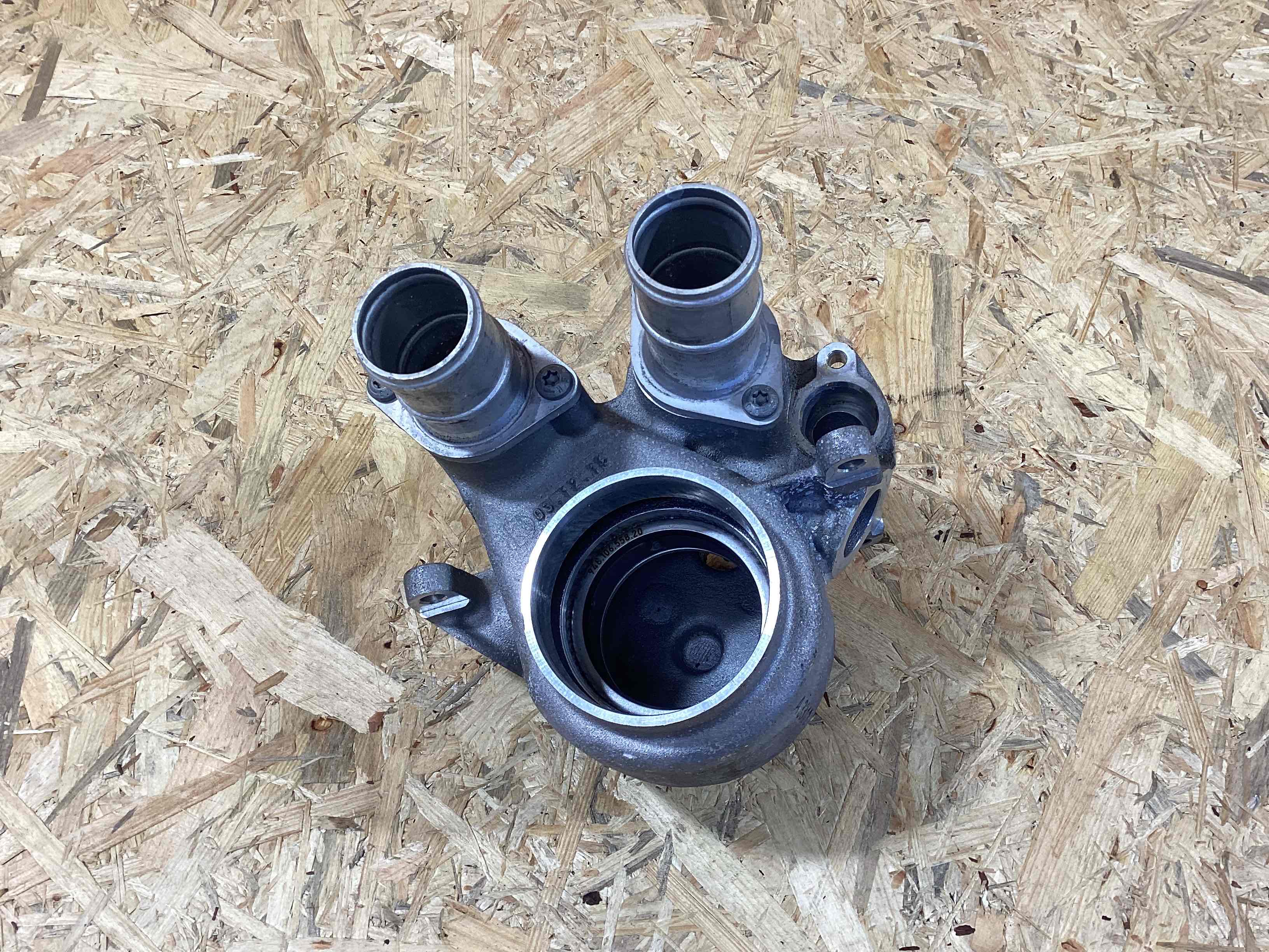 Термостат (корпус термостата) Porsche Macan 080426-115