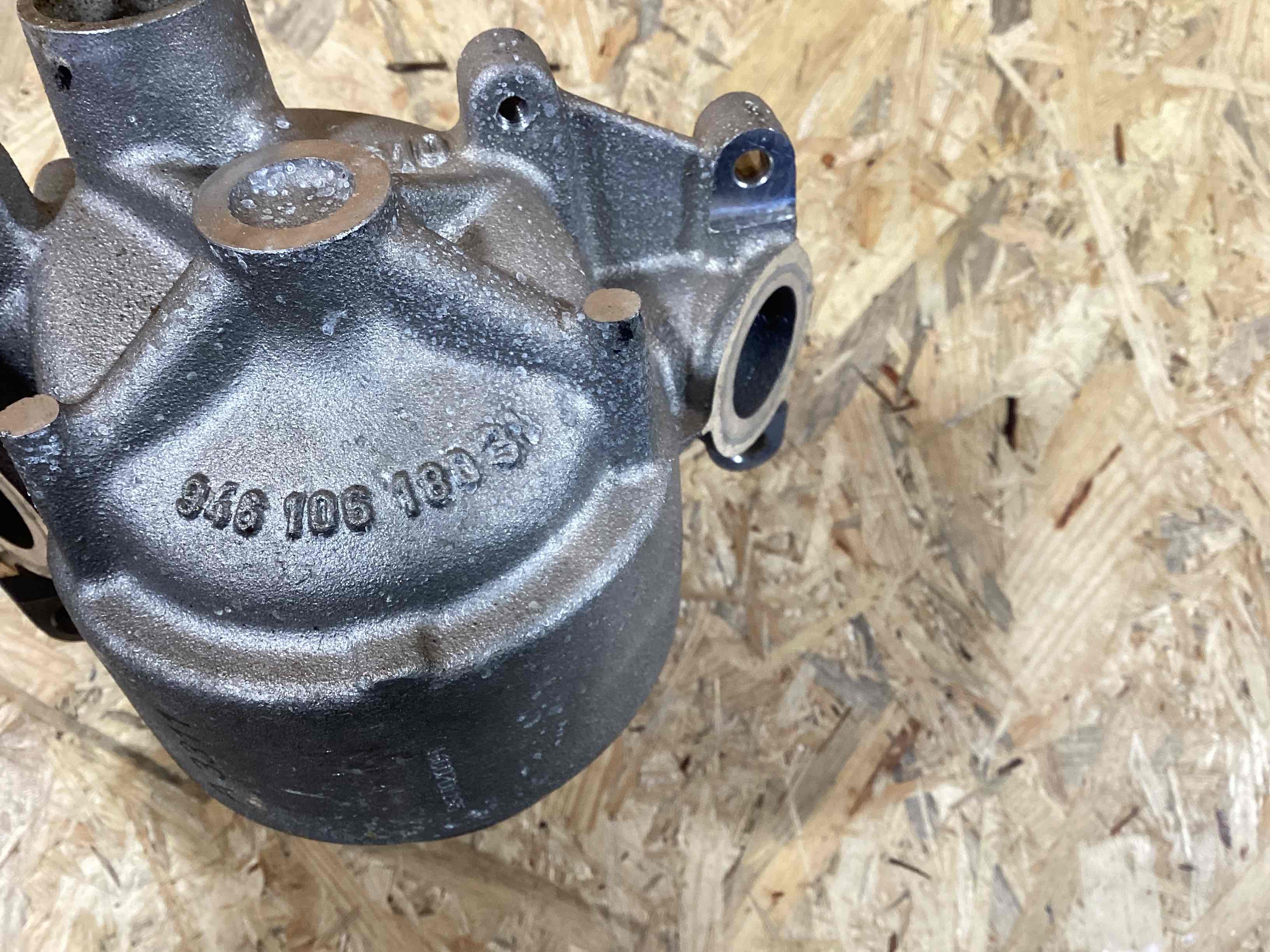 Термостат (корпус термостата) Porsche Macan 080426-115