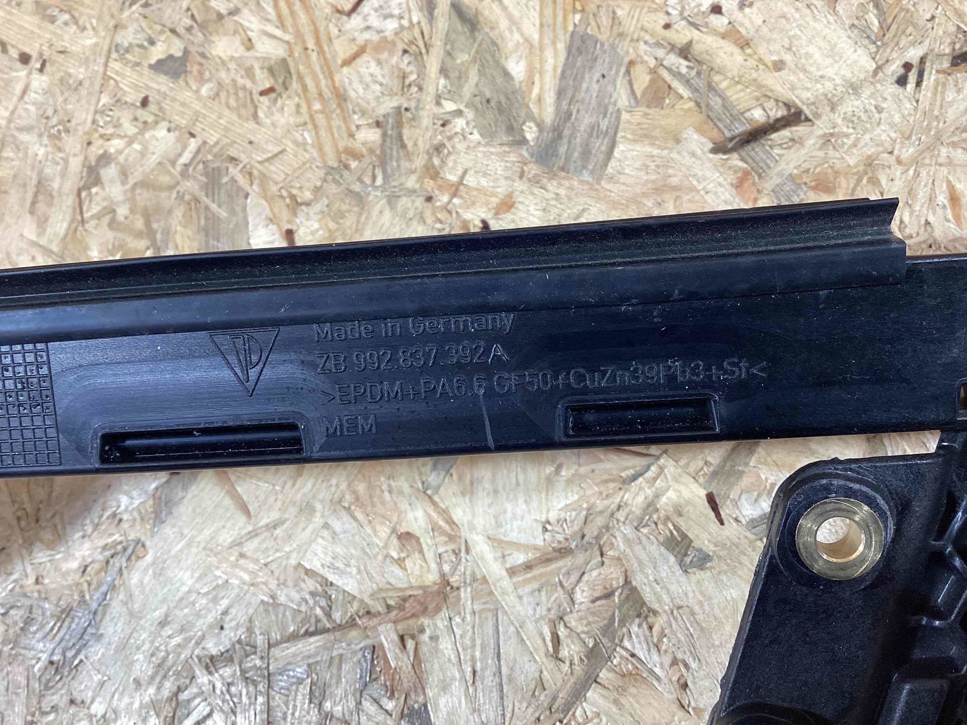 Молдинг двери передней правой Porsche 911 080426-117