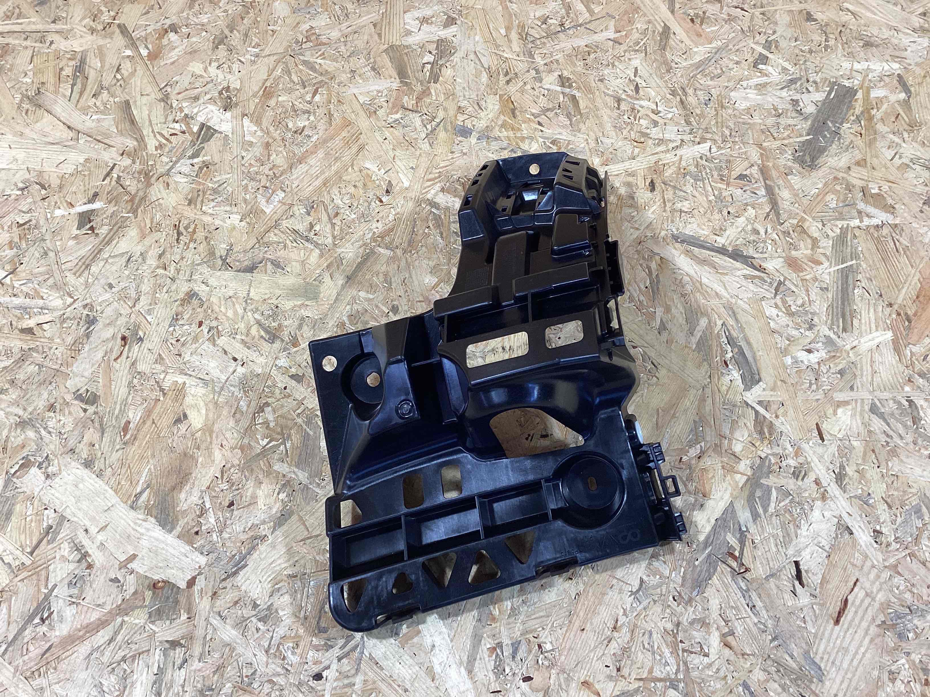 Крепление бампера Porsche Cayenne 080426-120