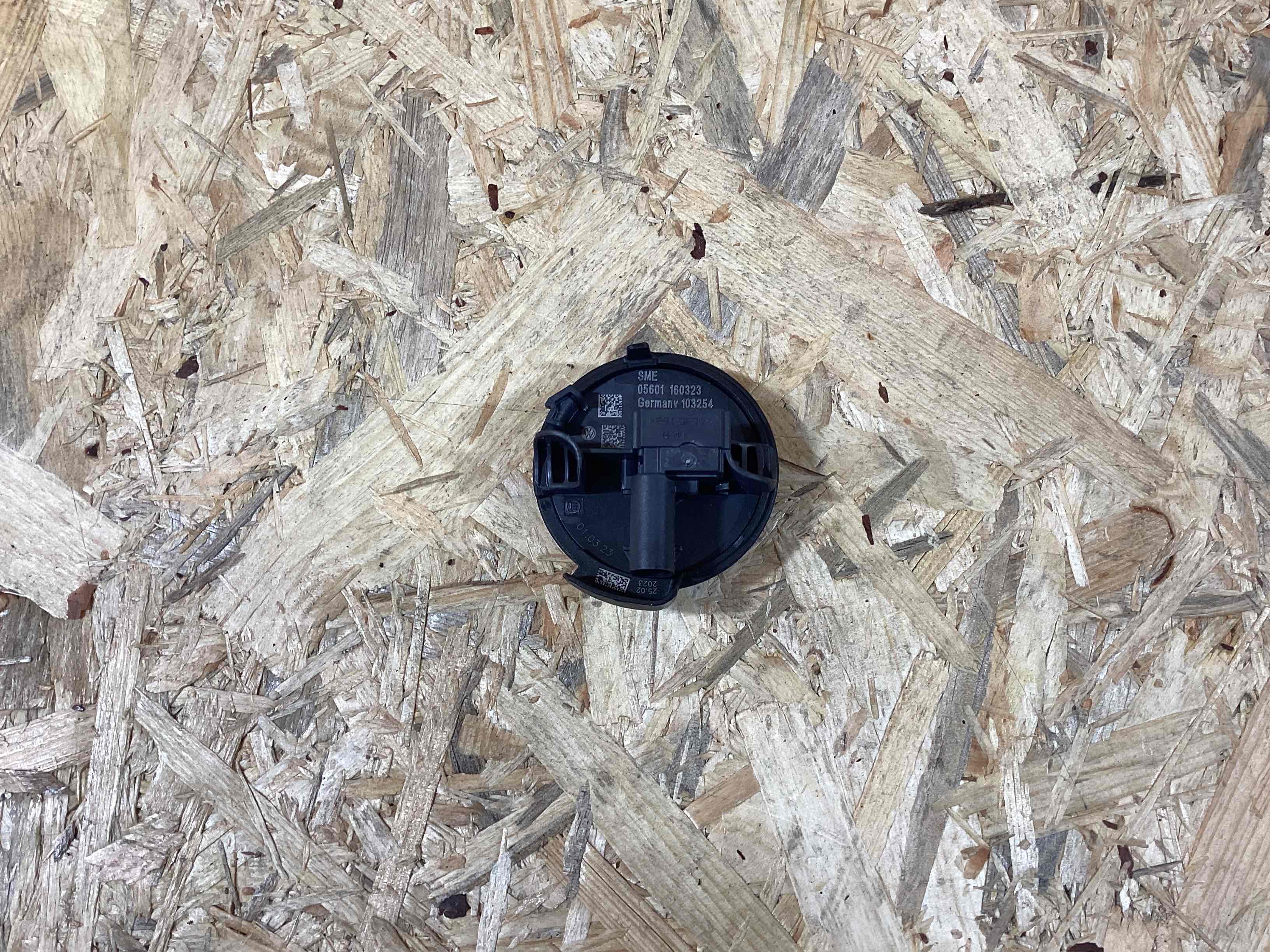 Датчик удара (Airbag), переключатель Porsche 911 080426-124